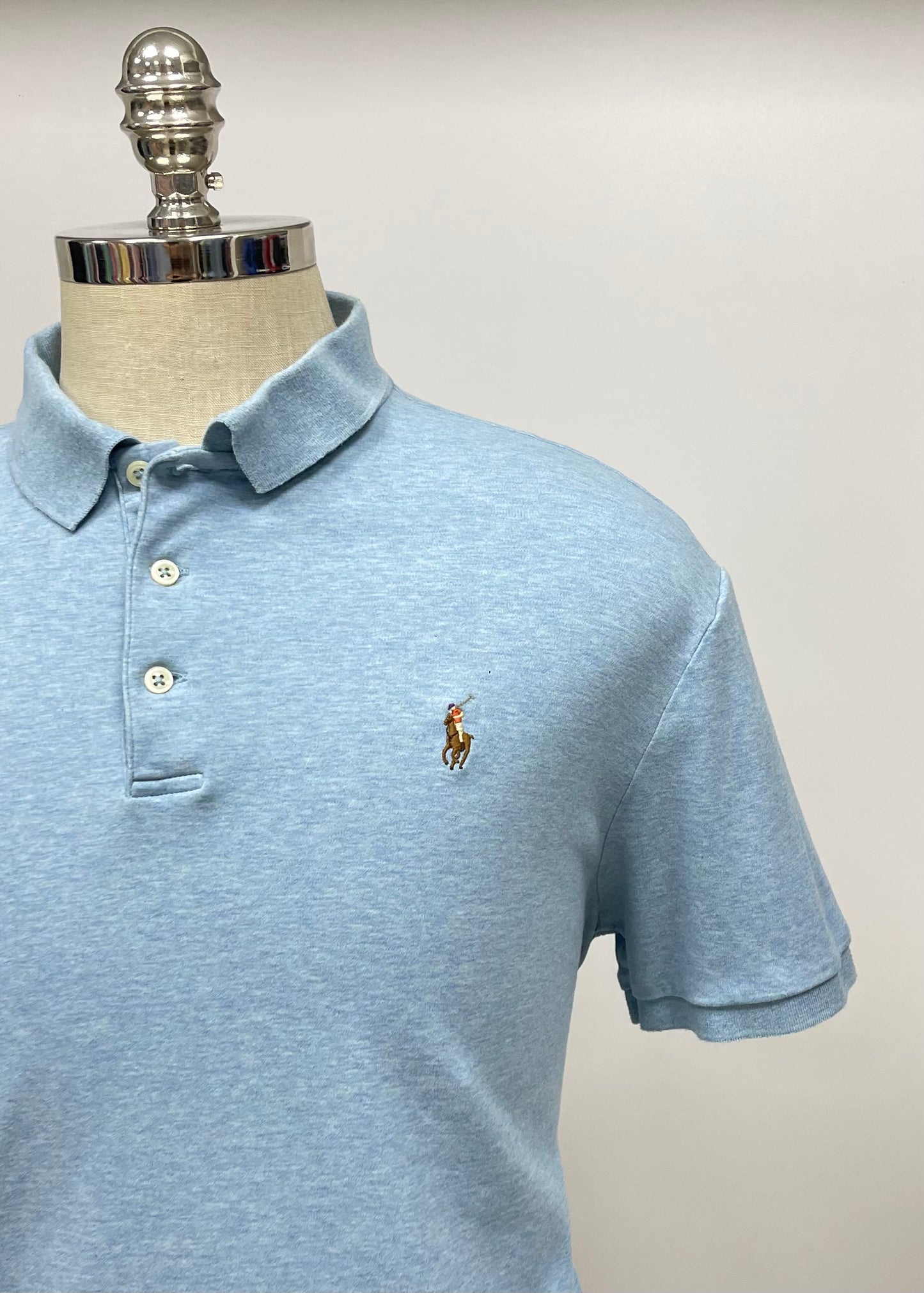 Camiseta Polo Ralph Lauren 🏇🏼color celeste claro Talla XL Entalle Custom Slim Fit