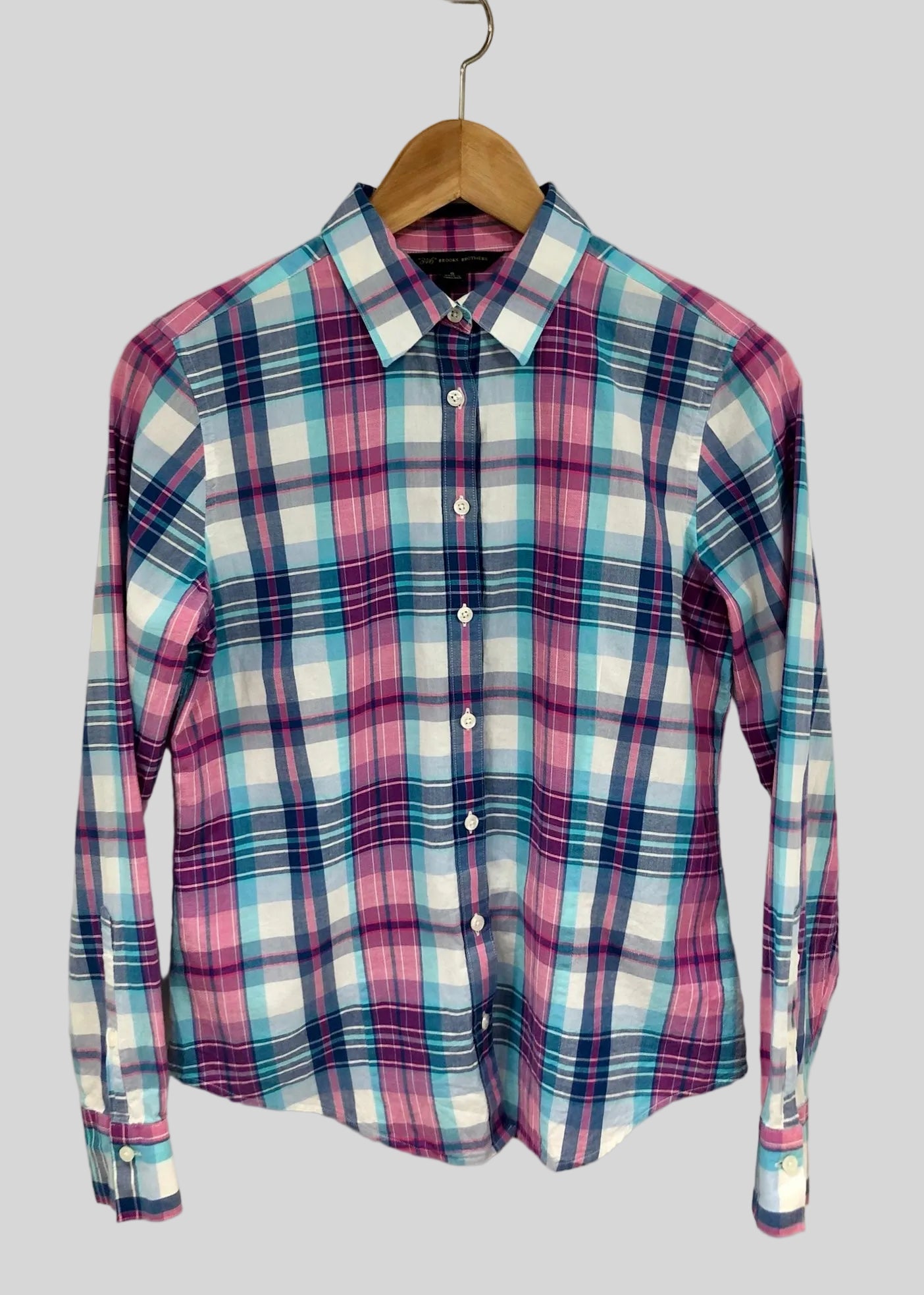 Camisa de mujer Brooks Brothers 🐑 de cuadros en color rosado, azul y blanco Talla M Entalle Regular