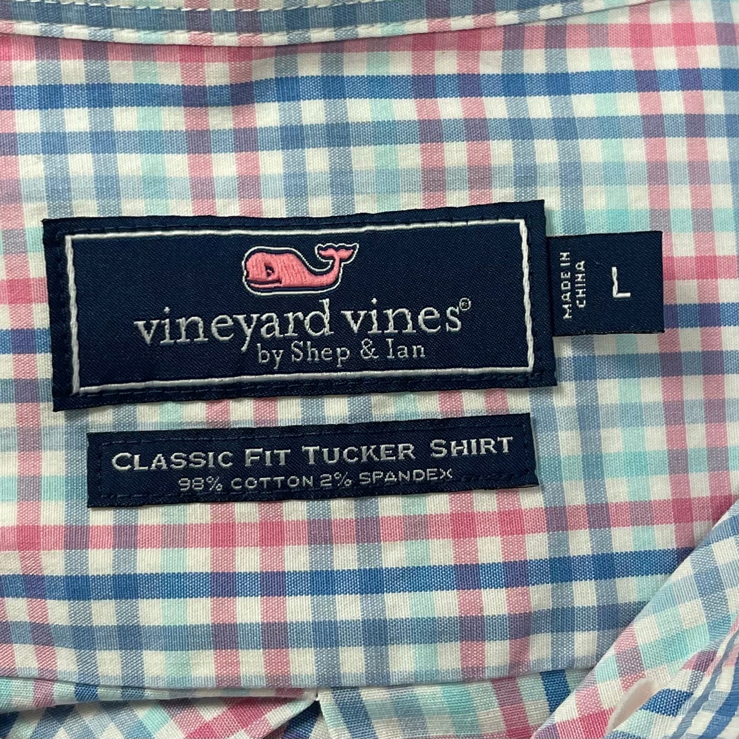 Camisa de botones Vineyard Vines 🐳 color blanco de cuadros en color rosado, azul y celeste Talla L Entalle Clásico