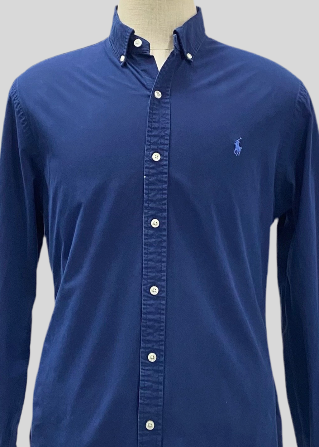 Camisa Polo Ralph Lauren 🏇🏼 con color Azul navy Talla L Entalle Slim Fit