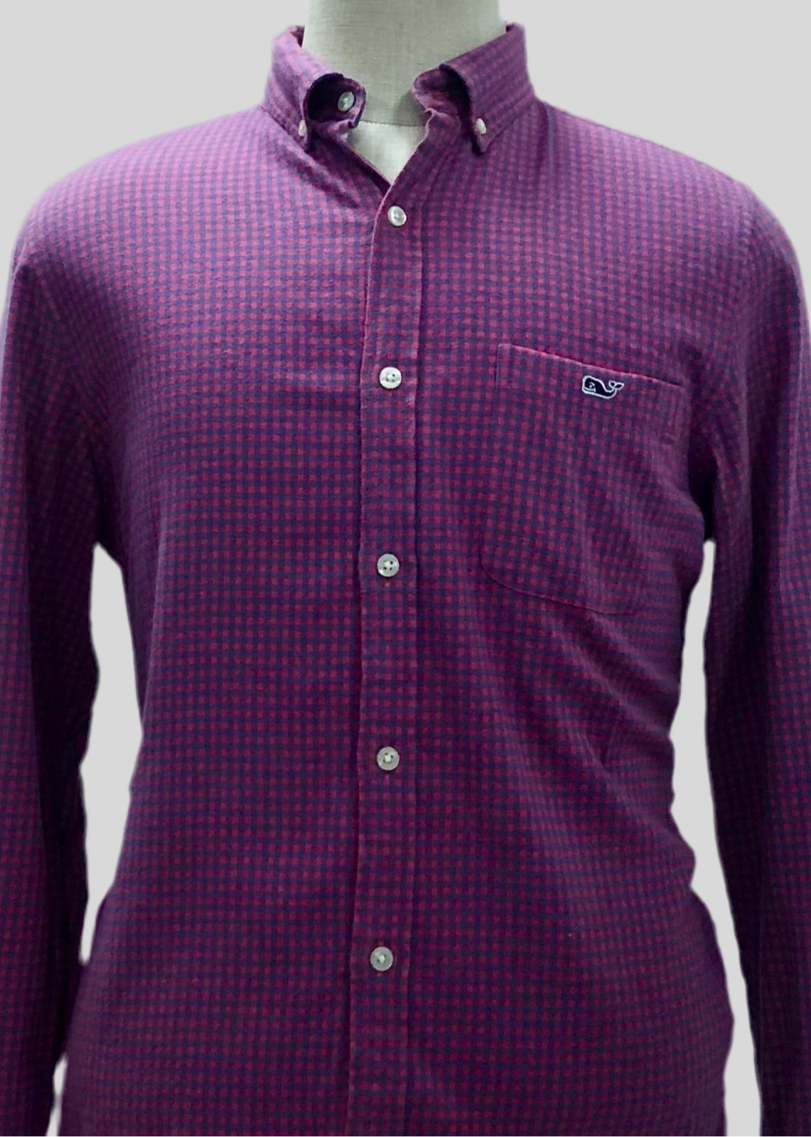 Camisa de botones Vineyard Vines 🐳 con patrón de cuadros en color rojo y azul Talla L Entalle Slim Fit