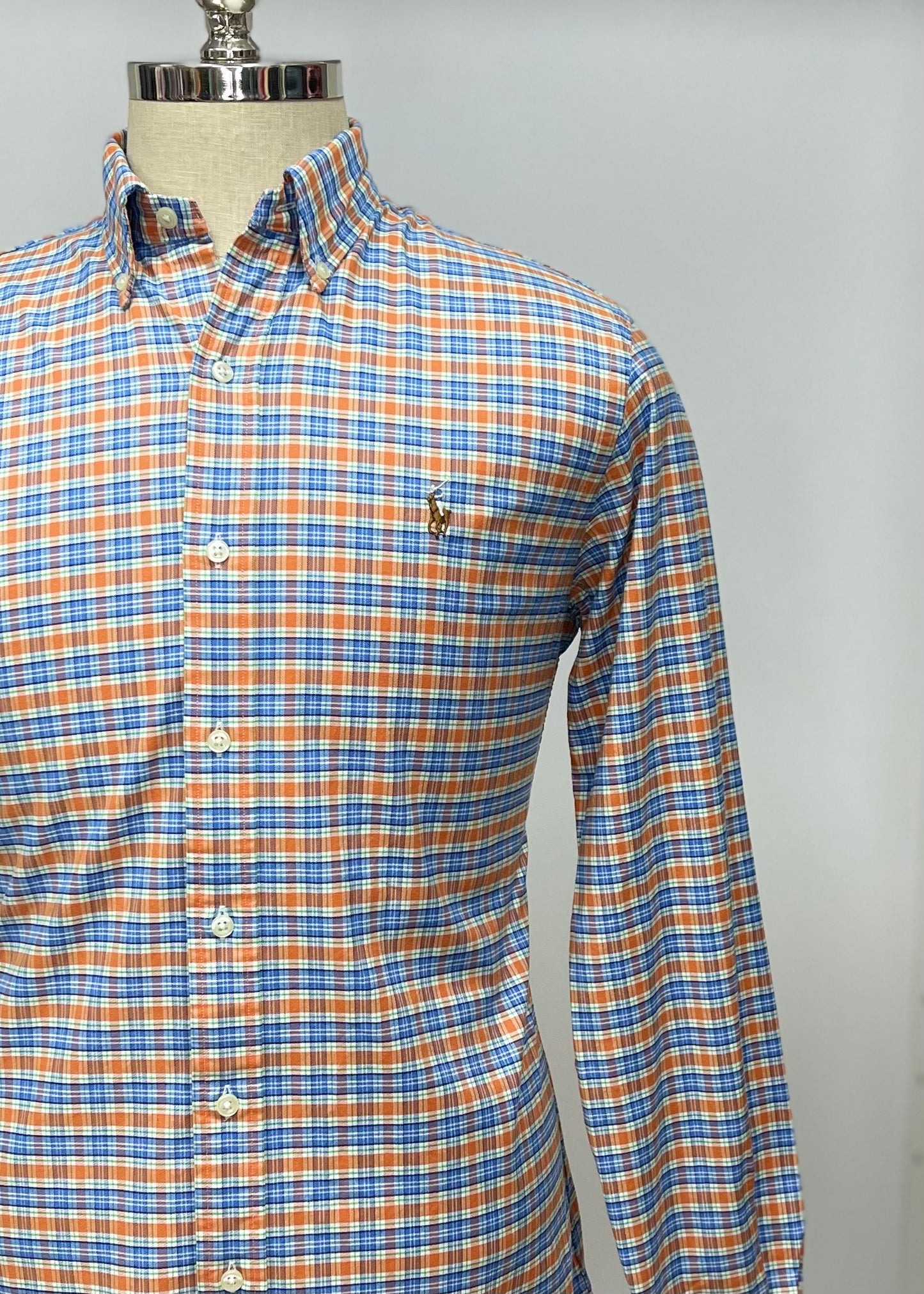 Camisa Polo Ralph Lauren 🏇🏼 Oxford con patron de cuadros tartán en color naranja, azul y blanco Talla M Entalle Slim Fit