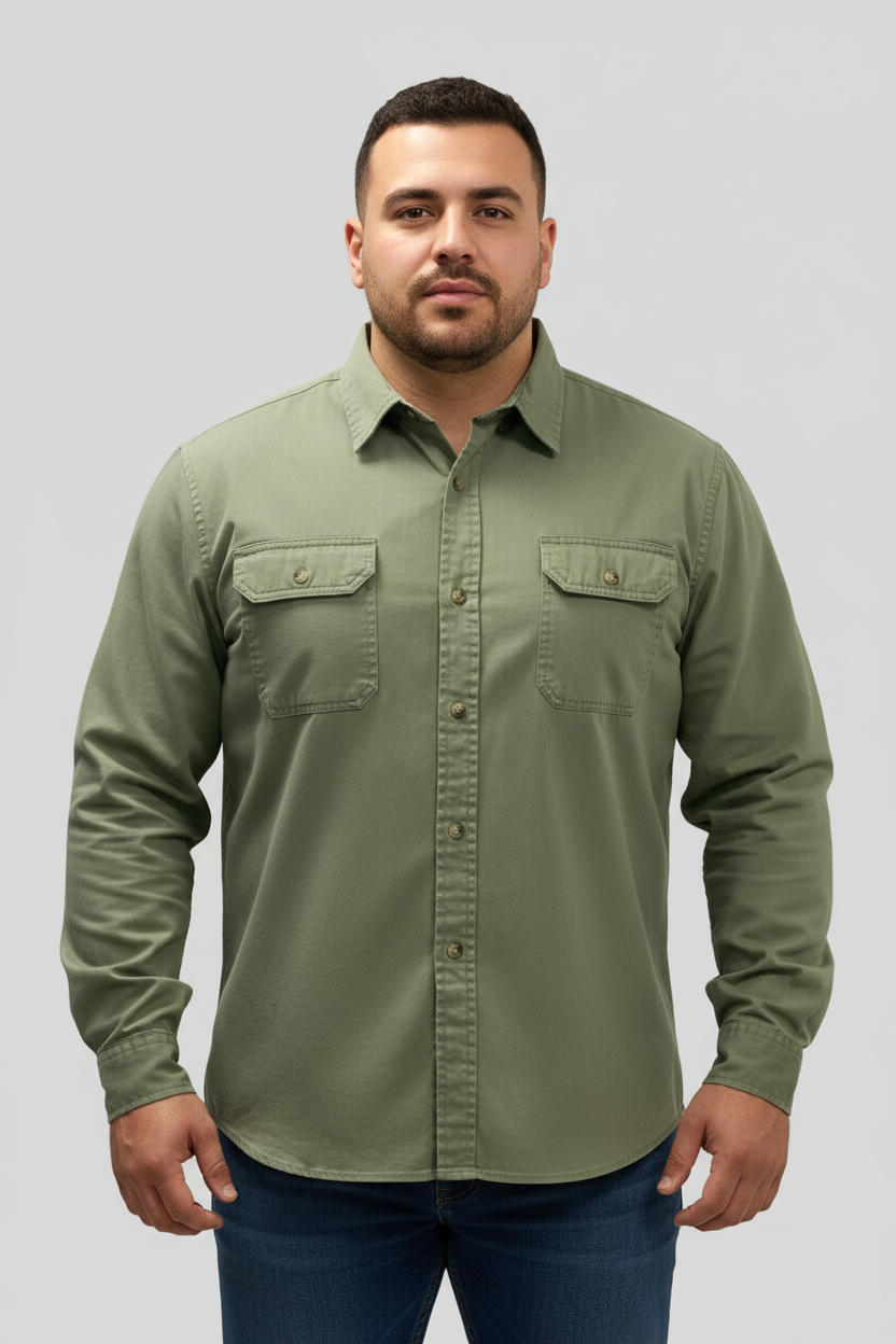 Camisa Wrangler 🐎 Con diseño cargo en color verde oliva claro Talla 3XL Entalle Regular