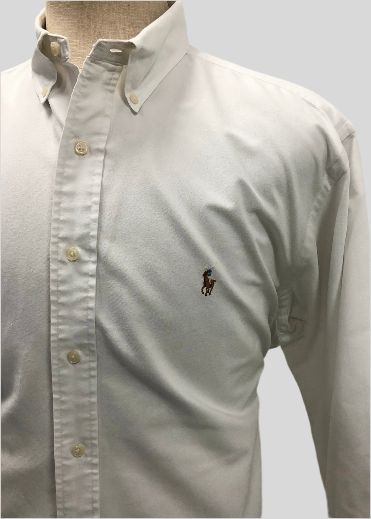 Camisa de botones Polo Ralph Lauren 🏇🏼  en color blanco Talla XL Entalle Regular (ver descripción)