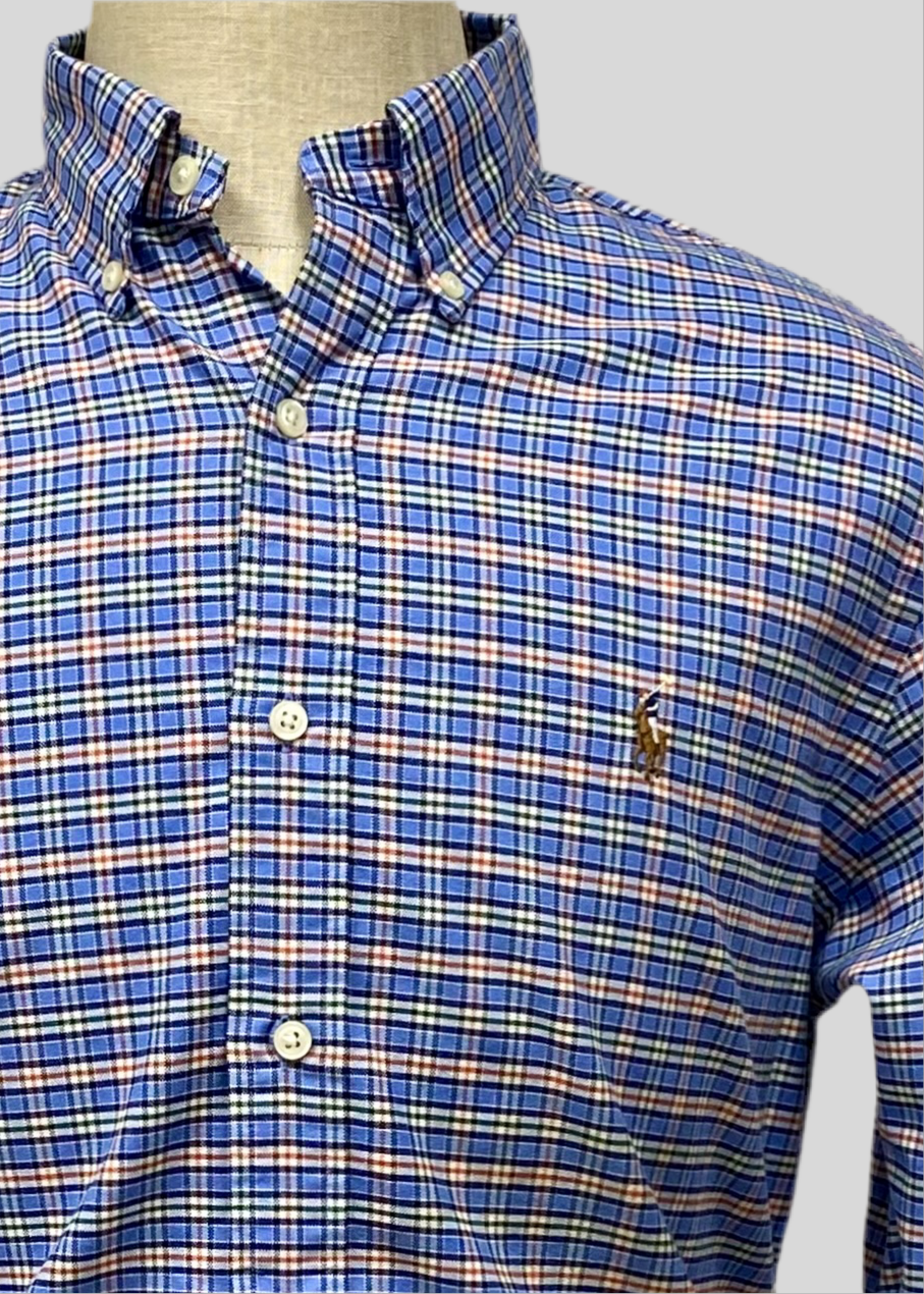 Camisa Polo Ralph Lauren 🏇🏼 Oxford color celeste con patron de cuadros en rojo y blanco Talla M Entalle Regular