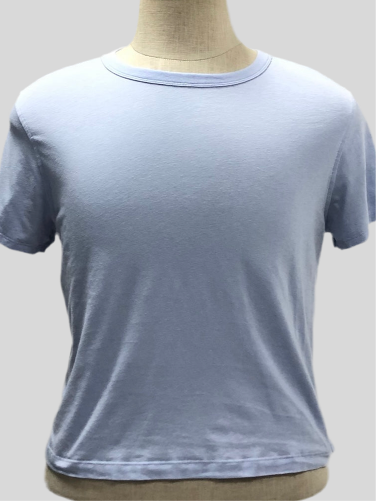 Camiseta Crop de mujer  Lululemon 🧘🏻‍♂️ color Lila claro Talla L