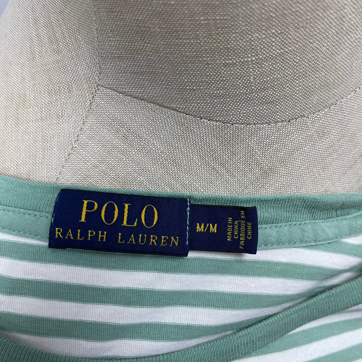 Camiseta cuello redondo Polo Ralph Lauren 🏇🏼 con patron de rayas en color verde claro y blanco Talla M Entalle Regular