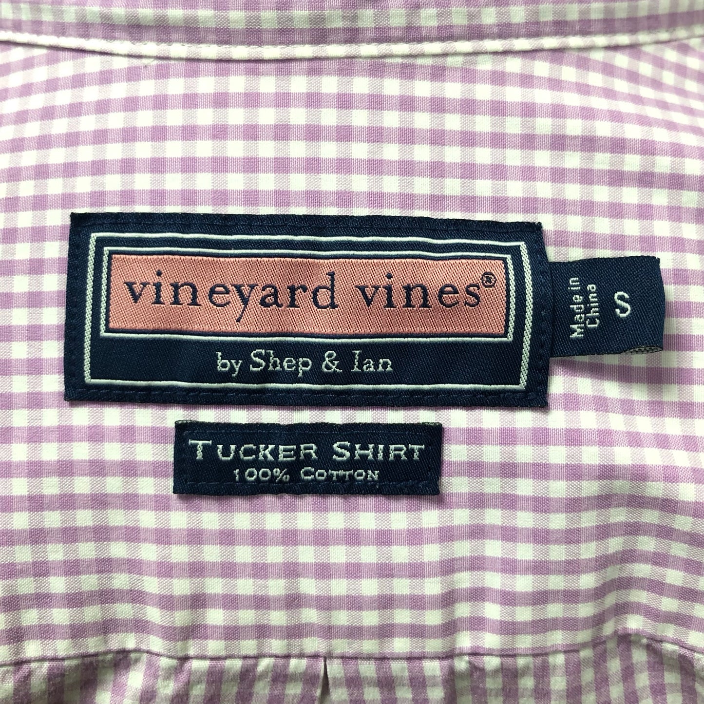 Camisa de botones Vineyard Vines 🐳 con patron cuadros gingham en color lila y blanco Talla M Entalle Regular