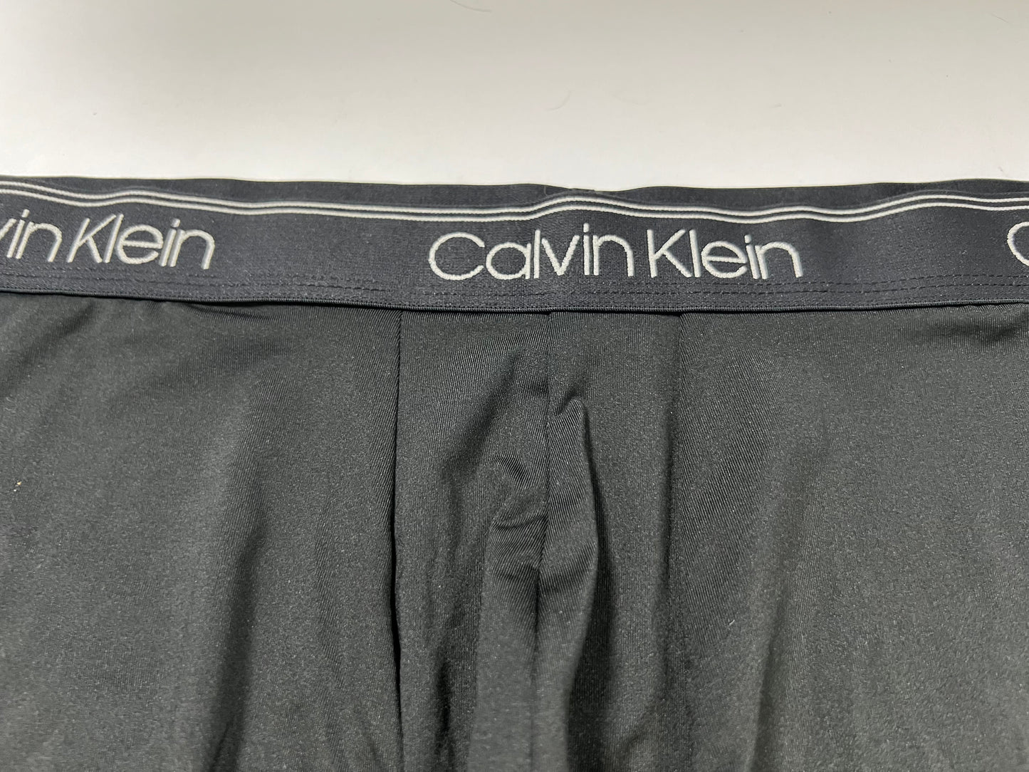 Boxer Briefs Calvin Klein de Microfibra - Tela ligera en color negro en Talla XL