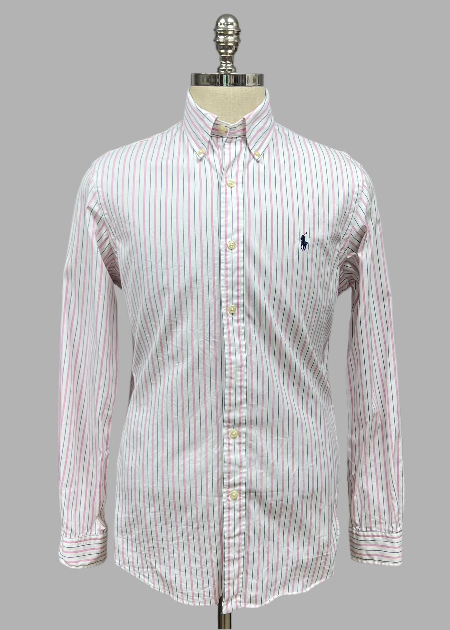 Camisa Polo Ralph Lauren 🏇🏼 color blanco con patrón de rayas en rosado y negro Talla L Entalle Regular