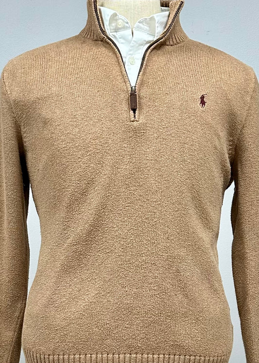 Sueter Jersey Polo Ralph Lauren 🏇🏼 color Kaki con logo rojo oscuro Talla M Tela algodón