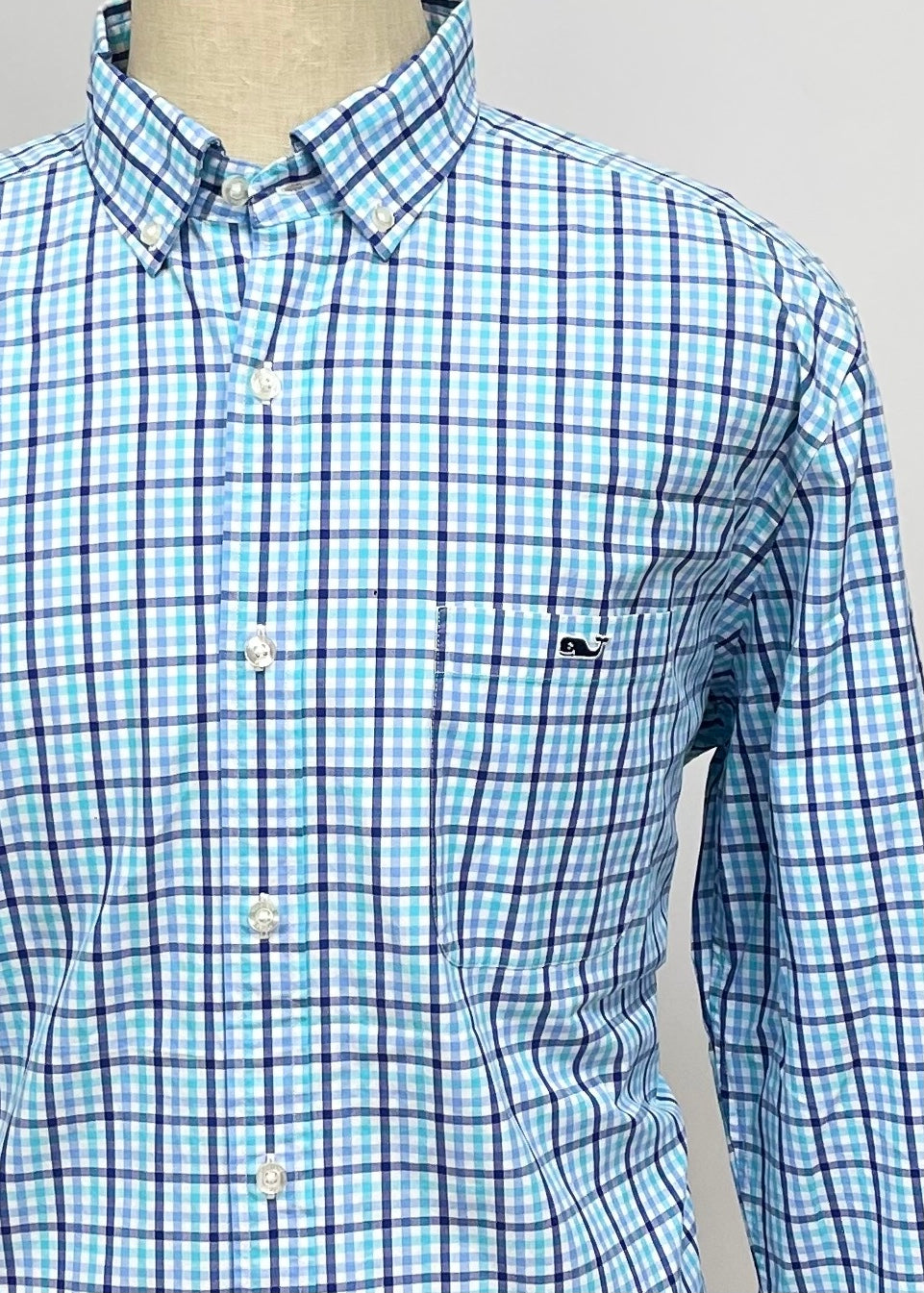 Camisa de botones Vineyard Vines 🐳 color blanco de cuadros en color turquesa y azul Talla XL Entalle Clasico