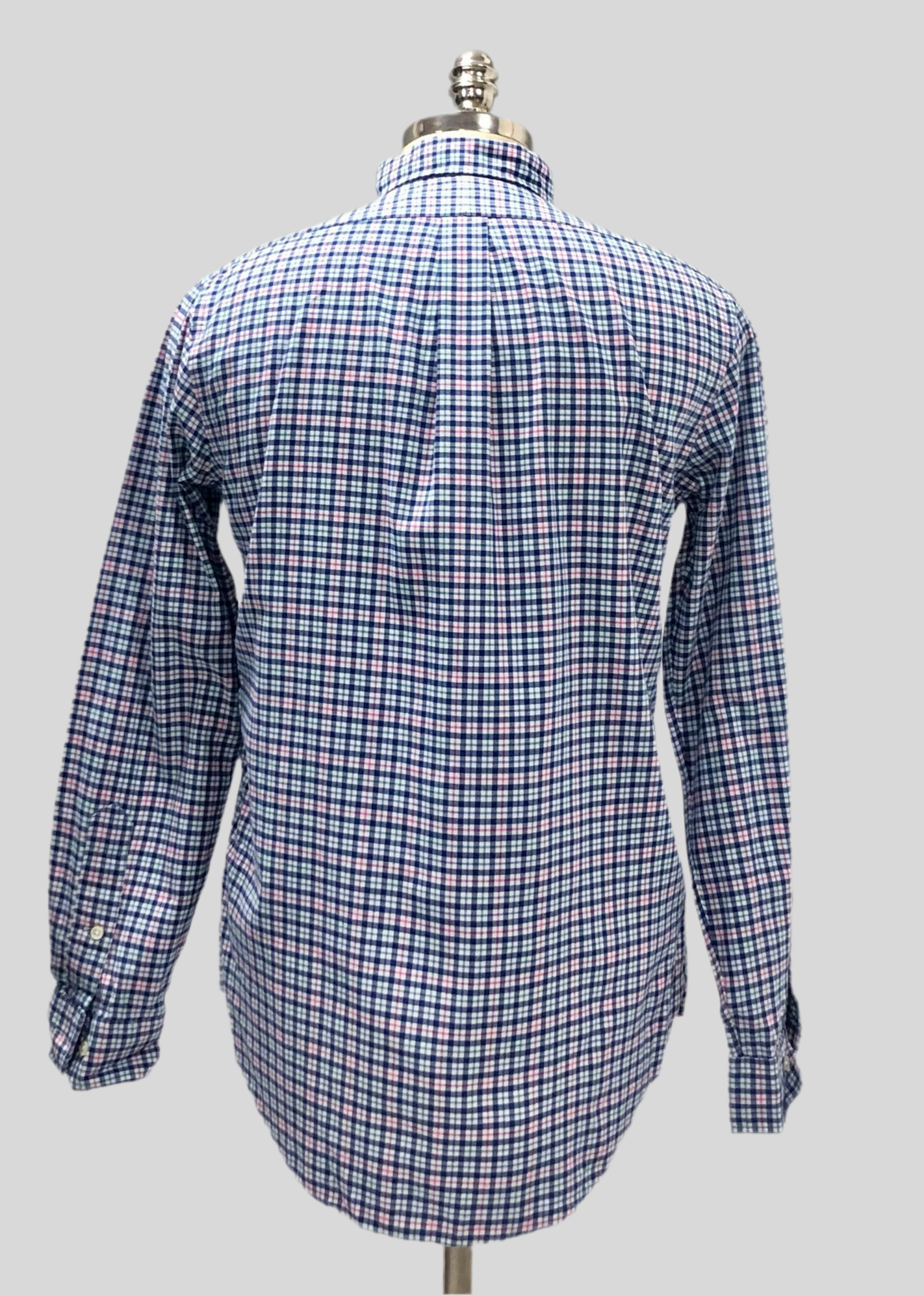 Camisa Polo Ralph Lauren 🏇🏼 color blanco con patron de cuadros rosado, verde y azul Talla L Entalle Regular