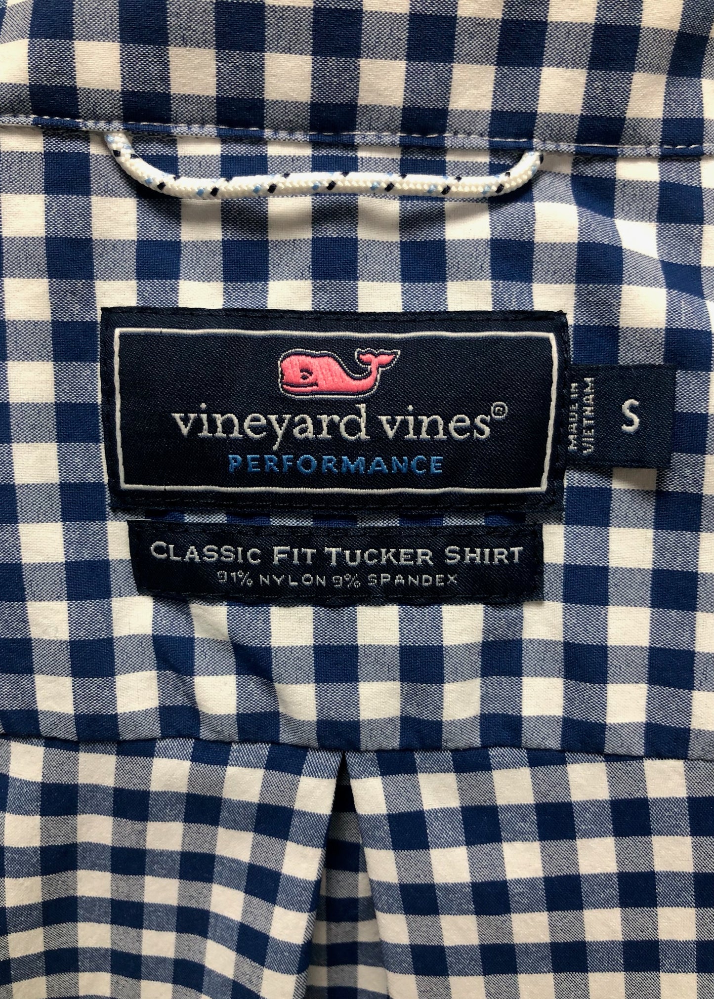 Camisa de botones Vineyard Vines 🐳 con patrón de cuadros gingham en color azul y blanco Talla S Entalle Clásico