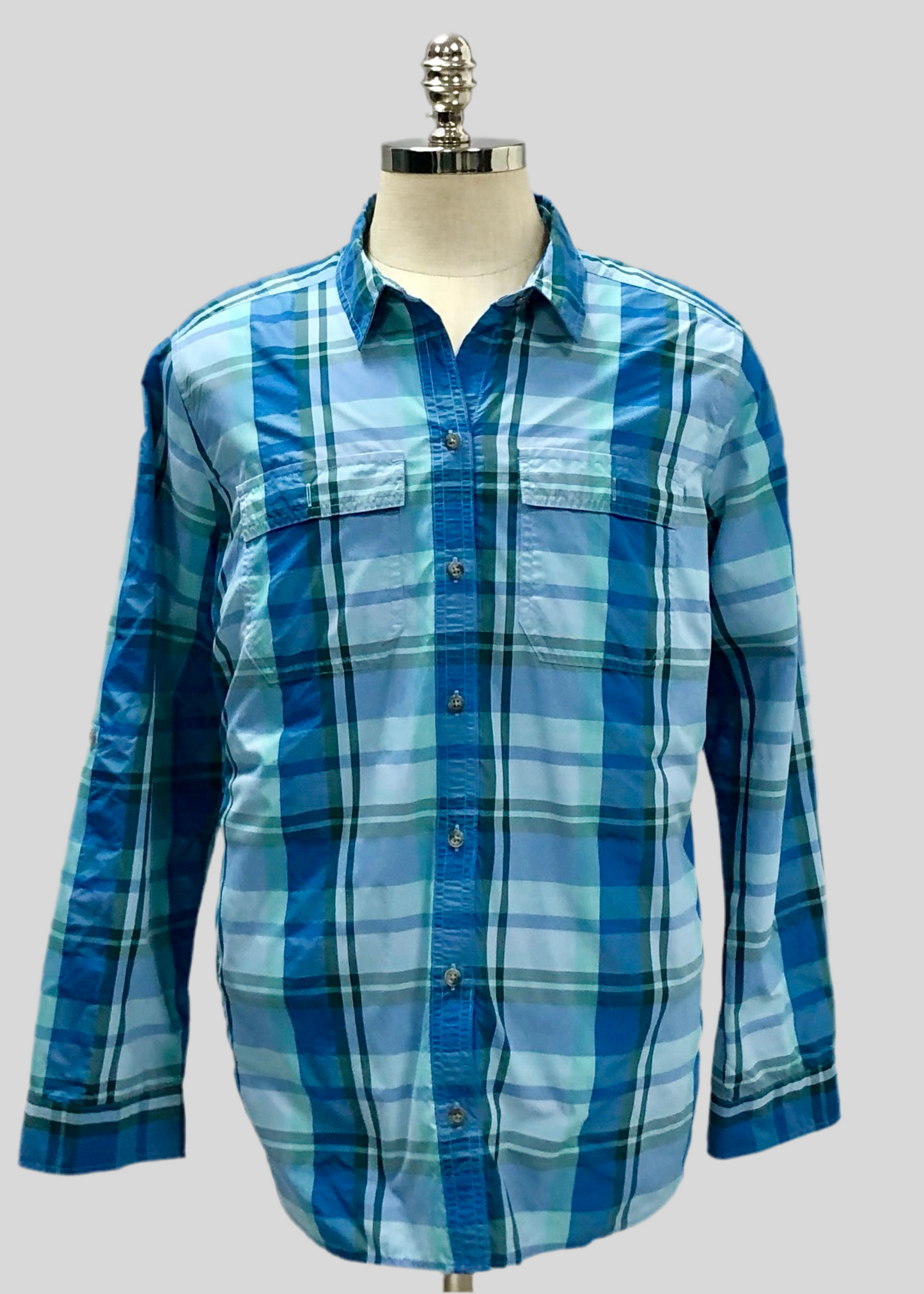 Camisa de mujer Eddie Bauer 🇩🇪 de cuadros en color azul grisáceo y celeste Talla XXL Entalle Regular