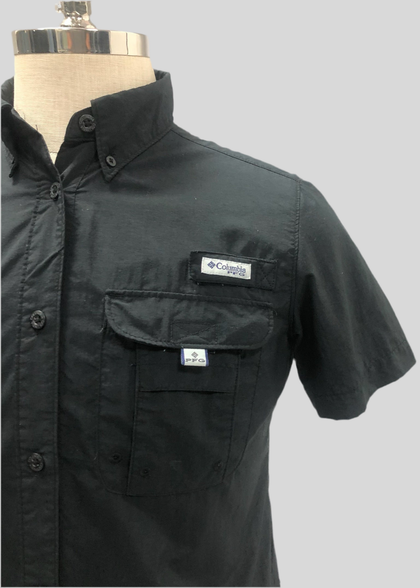 Camisa de mujer Columbia 🔹color negro con Omni Shade Manga corta Talla S