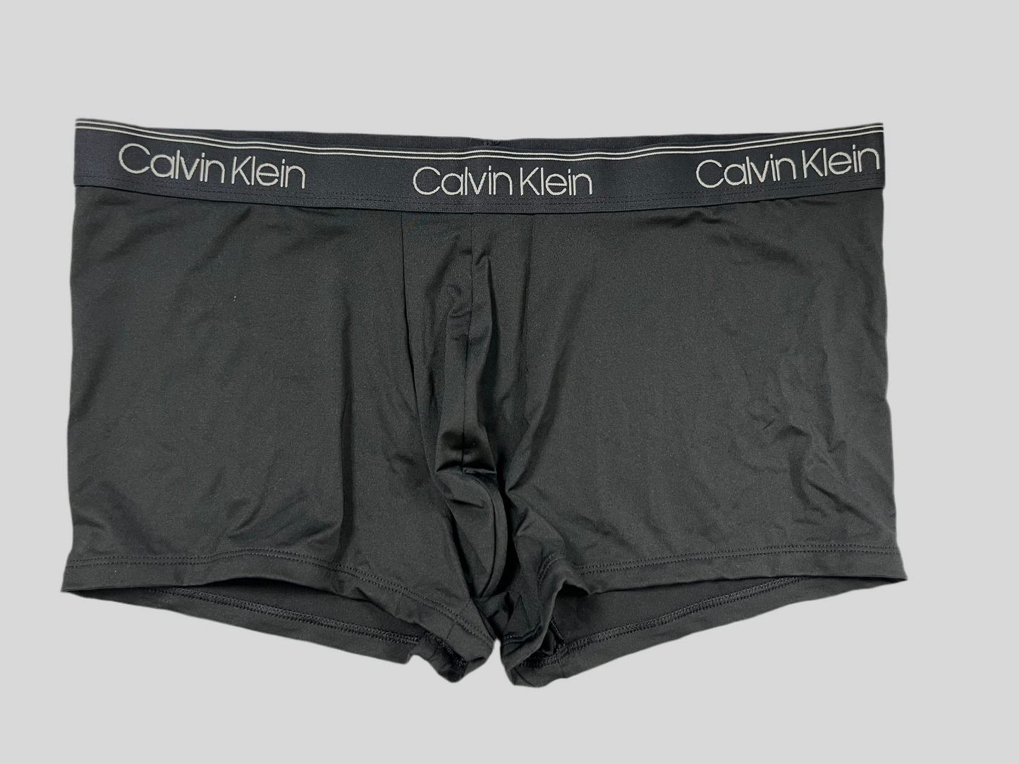 Boxer Briefs Calvin Klein de Microfibra - Tela ligera en color negro en Talla XL