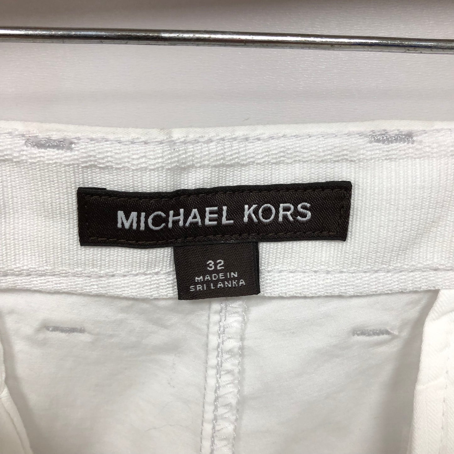 Short Casual Michael Kors 🇺🇸 color blanco talla M (32)