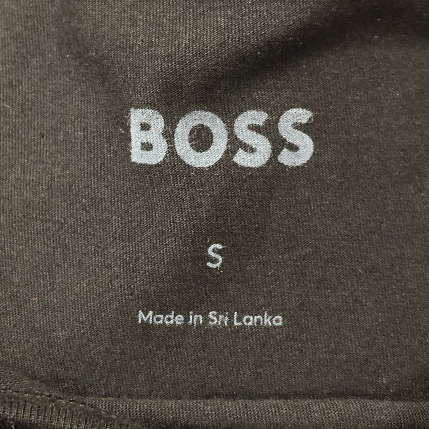 Camiseta cuello redondo Hugo Boss 🇩🇪 Cuello redondo Tela algodón color negro Talla S