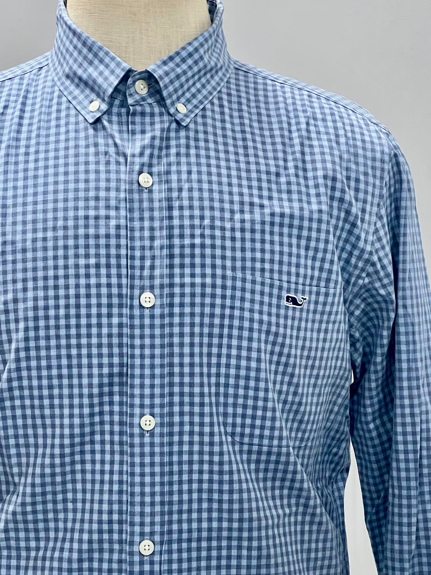 Camisa de botones Vineyard Vines 🐳 de cuadros en color azul y celeste Talla M Entalle Slim Fit