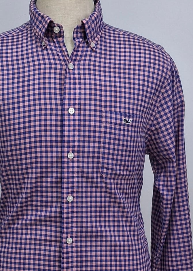 Camisa de botones Vineyard Vines 🐳 con patrón de cuadros en color rosado y azul Talla M Entalle Slim Fit