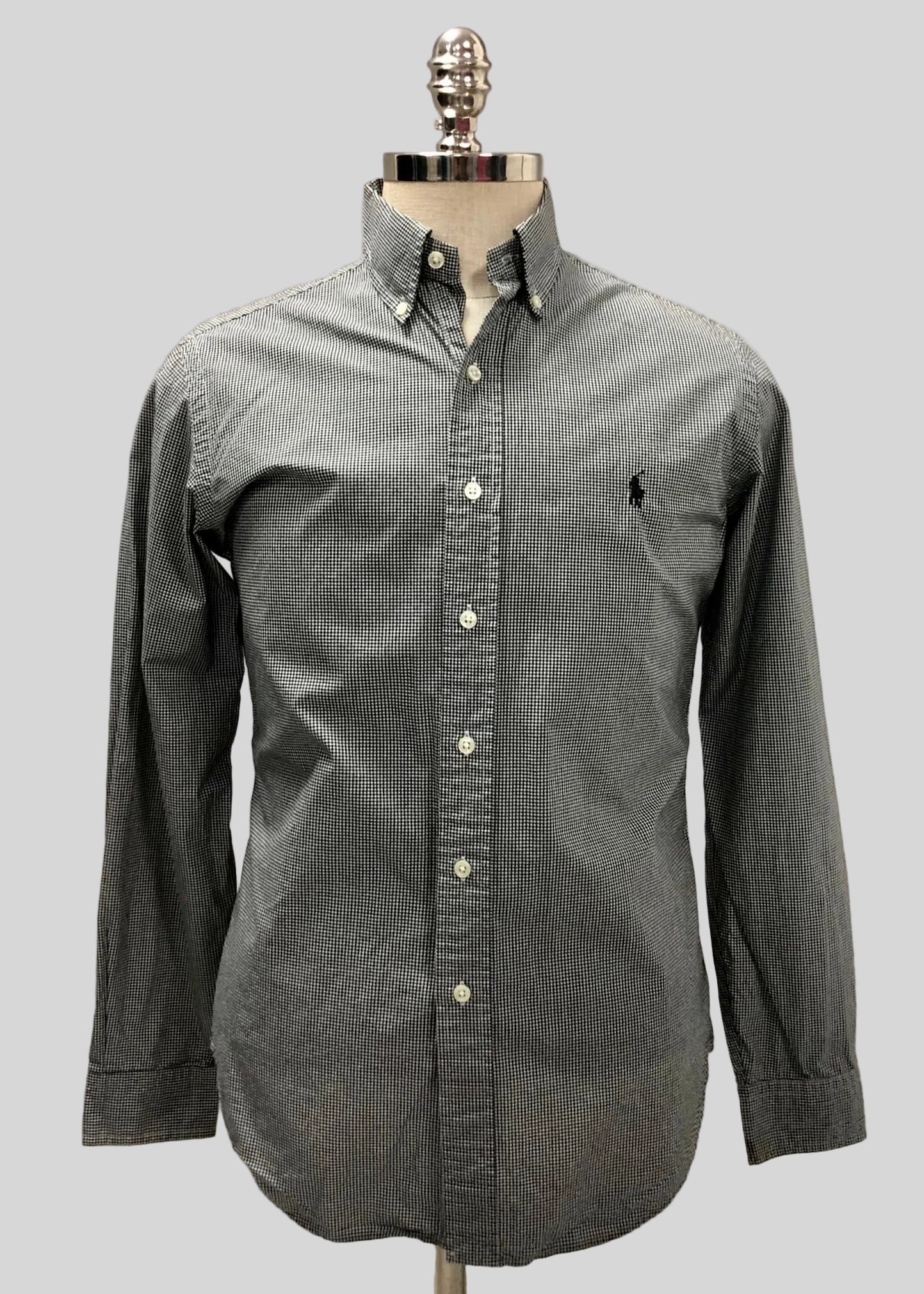 Camisa Polo Ralph Lauren 🏇🏼 con patron de cuadros finos negro y blanco Talla S Entalle Regular