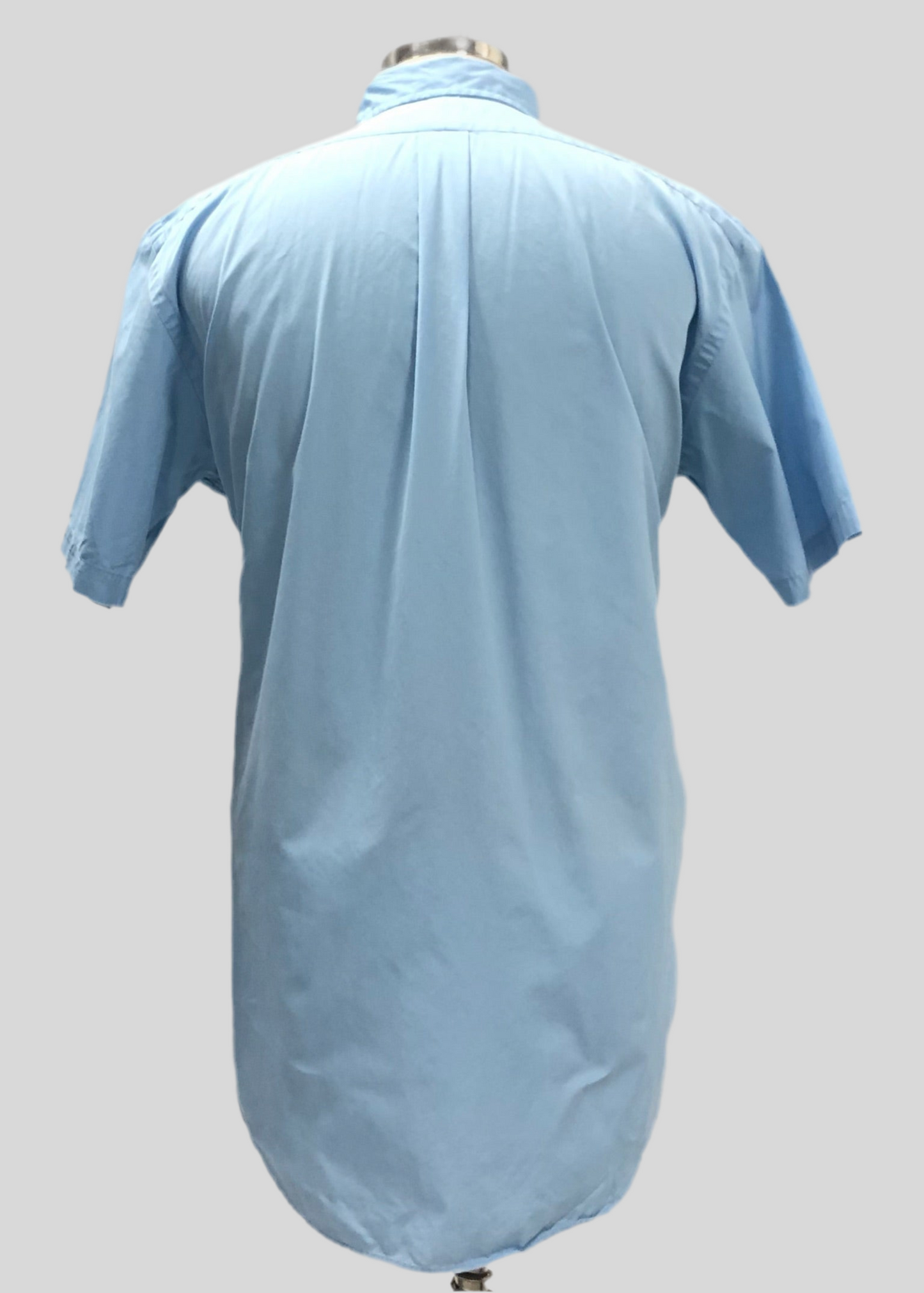 Camisa de botones Polo Ralph Lauren 🏇🏼 Color celeste Talla M Entalle Clásico