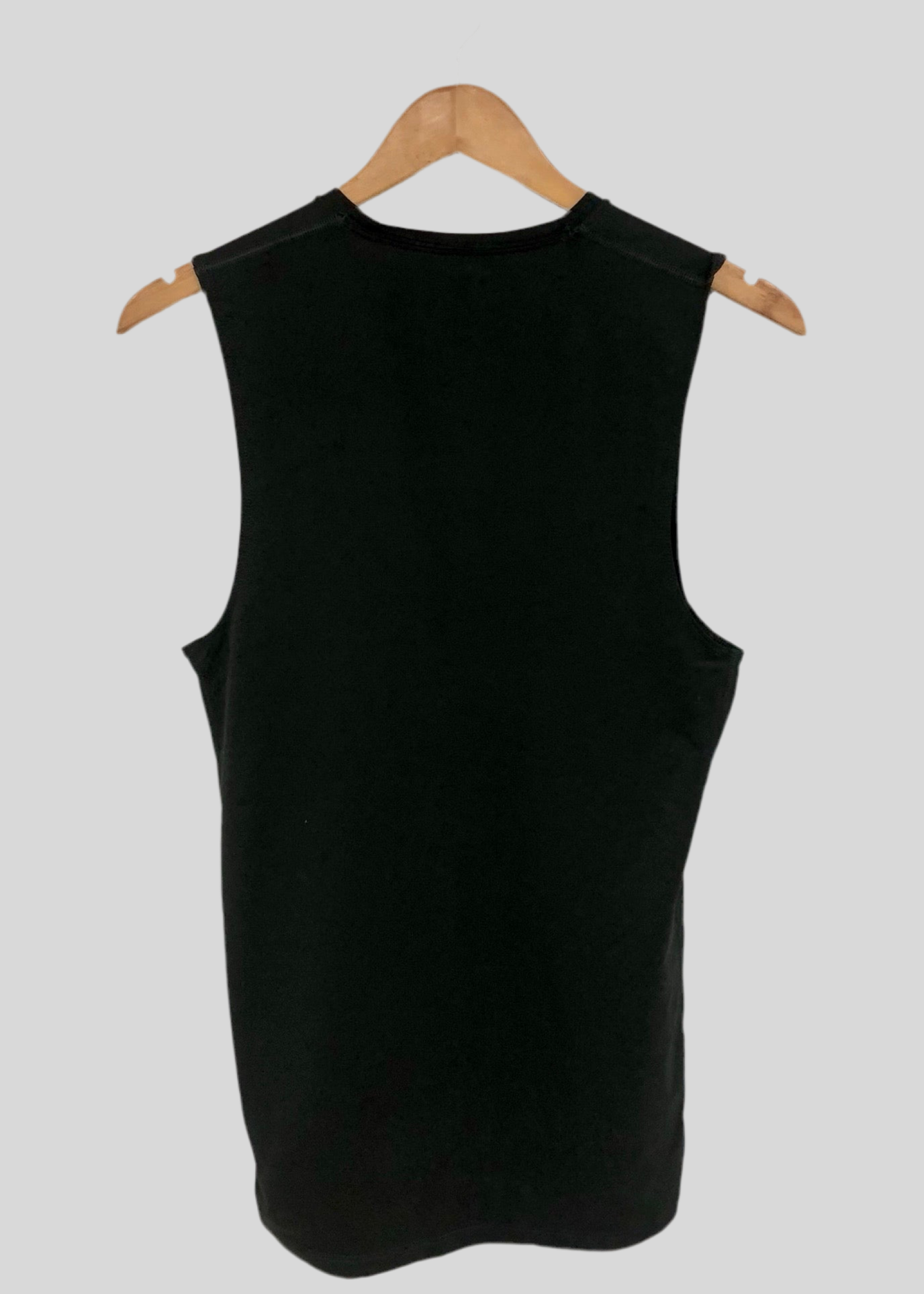 Camiseta de entrenamiento cuello redondo Nike ✔️ color negro sin mangas Talla S Entalle Slim Fit