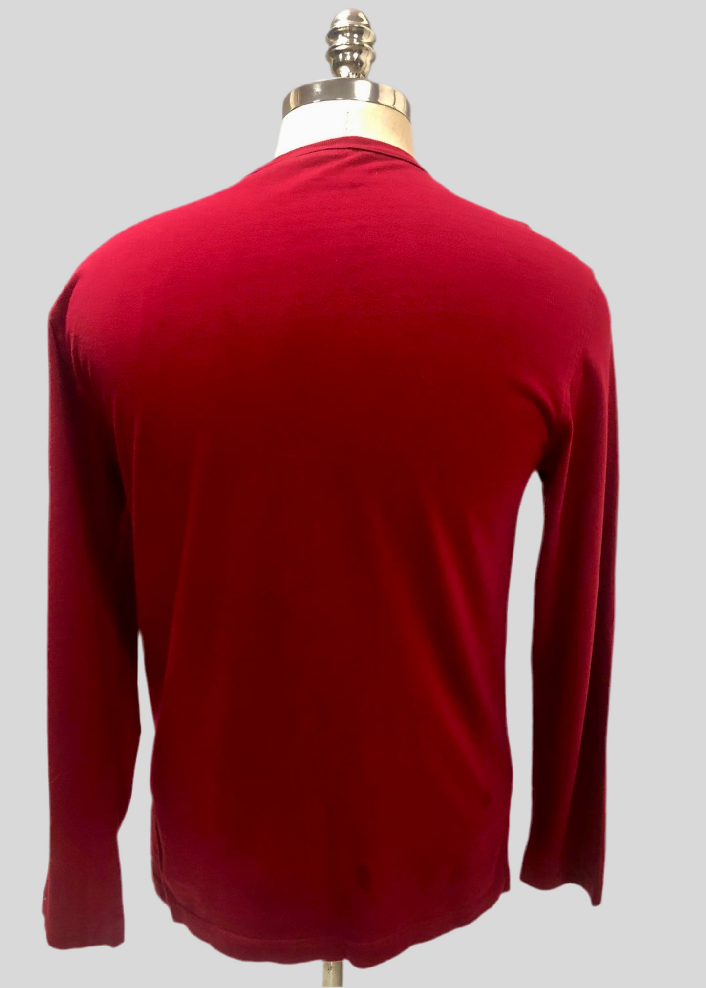 Camiseta cuello redondo Brooks Brothers 🐑 color rojo y logo azul navy Talla S