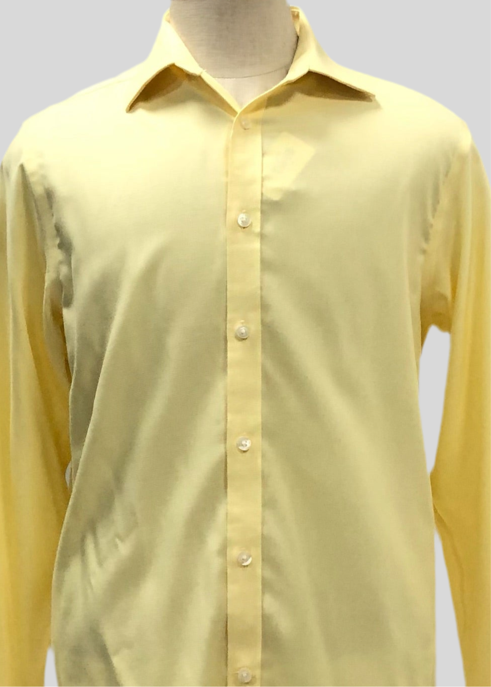 Camisa de botones Michael Kors 🇺🇸 color amarillo claro Talla M Entalle Regular