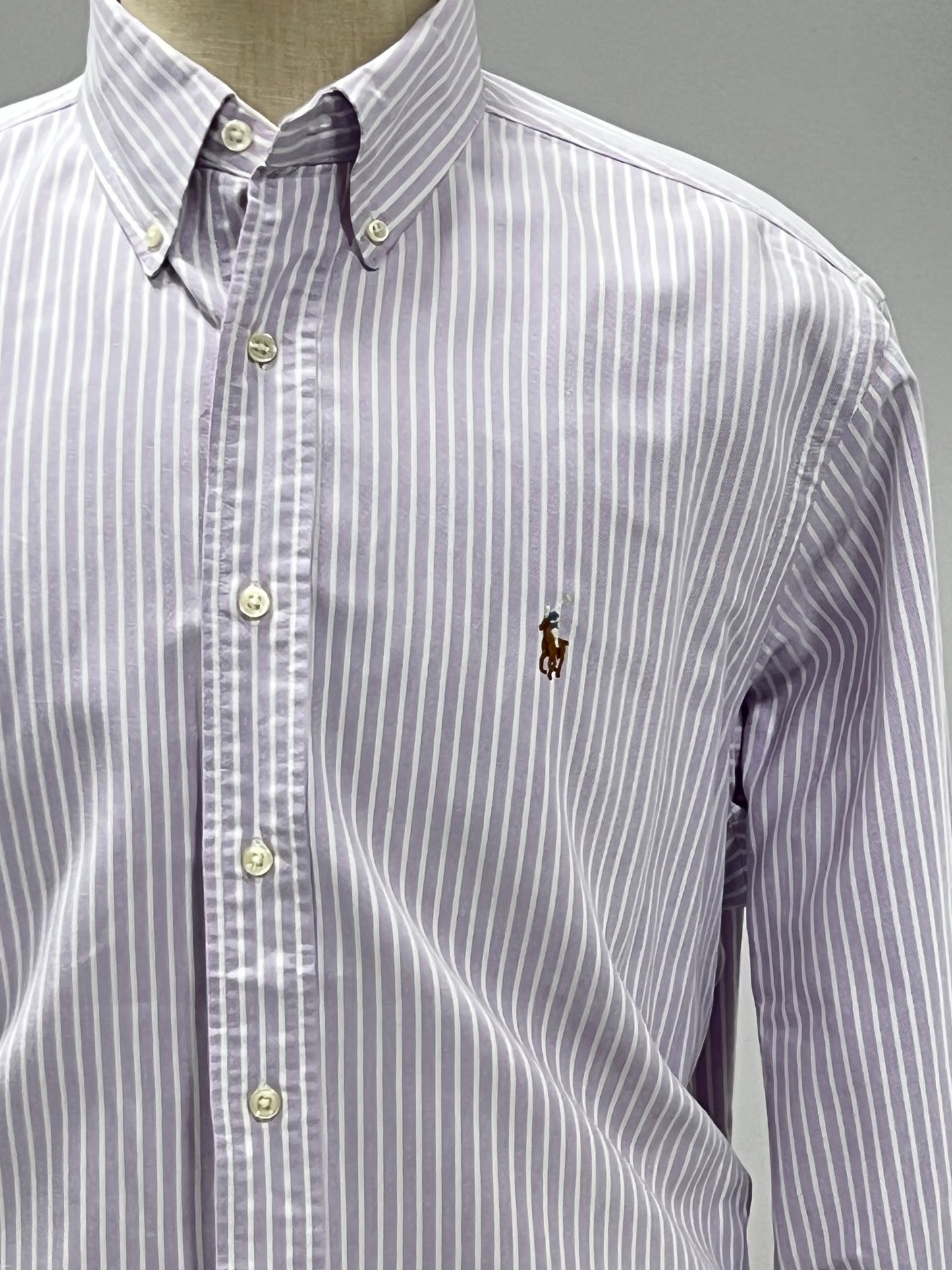 Camisa Polo Ralph Lauren 🏇🏼 Oxford de rayas en color lila y blanco Talla XL Entalle Clásica