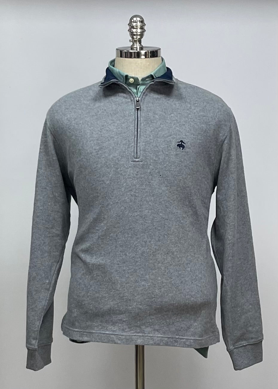 Sueter Jersey Brooks Brothers 🐑 color gris oscuro con logo celeste Talla M