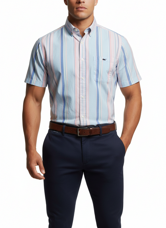 Camisa de botones Vineyard Vines 🐳 De rayas en color Celeste, azul y rosado manga corta Talla M Entalle Clásico