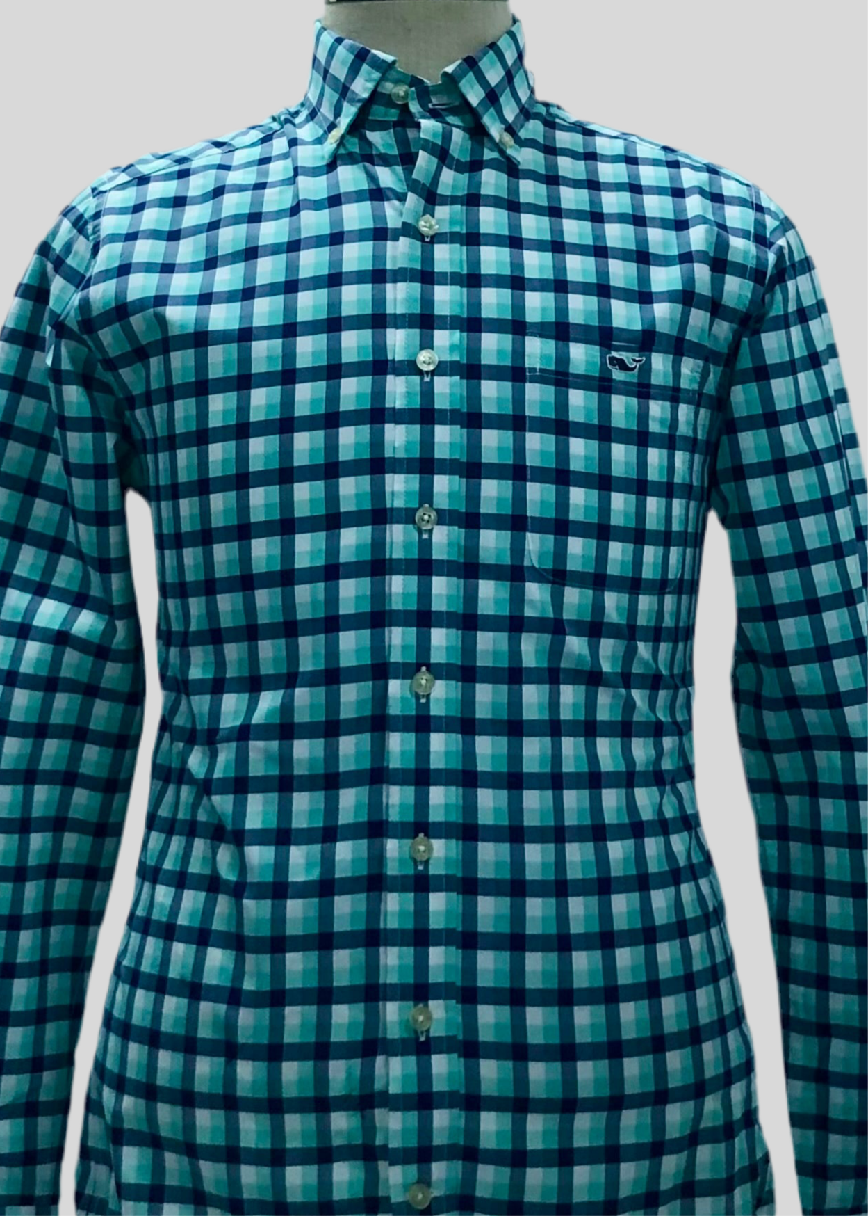 Camisa de botones Vineyard Vines 🐳 Performance con patrón de cuadros en color turquesa, celeste y blanco Talla S Entalle Slim Fit
