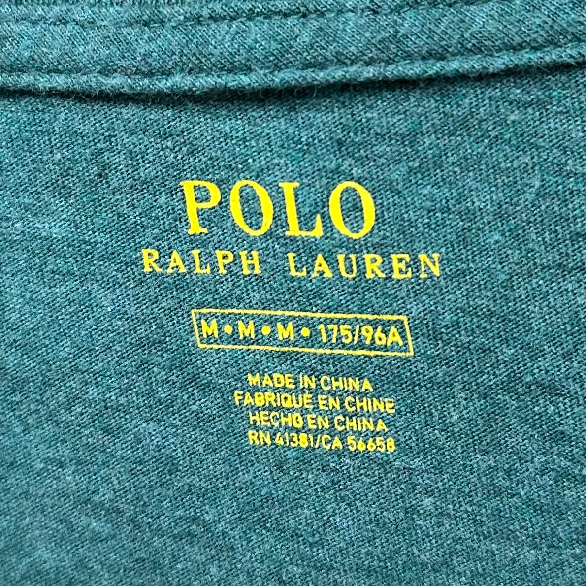 Camiseta cuello Redondo Polo Ralph Lauren 🏇🏼 color verde oscuro manga corta Talla Medium Entalle Regular