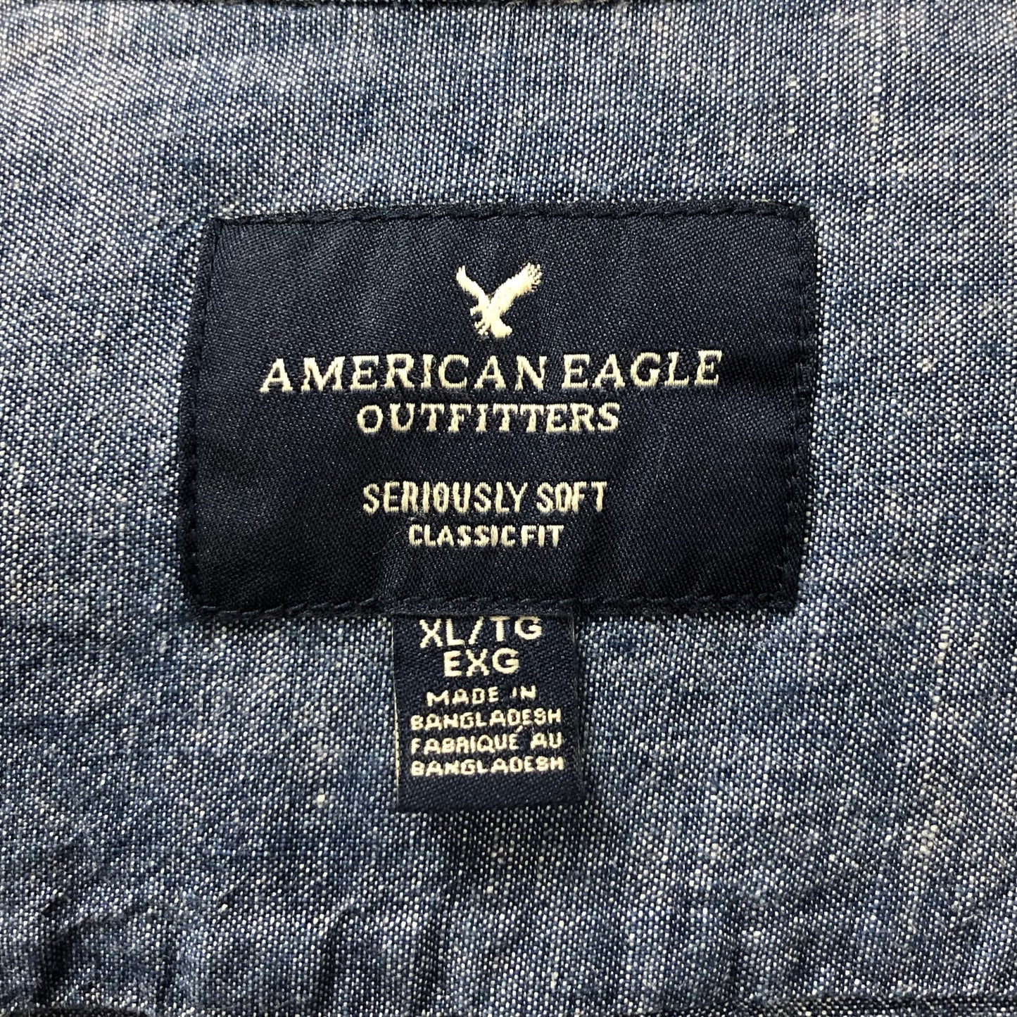 Camisa de botones American Eagle 🦅 de jeans color azul oscuro Talla XL Entalle Clásico