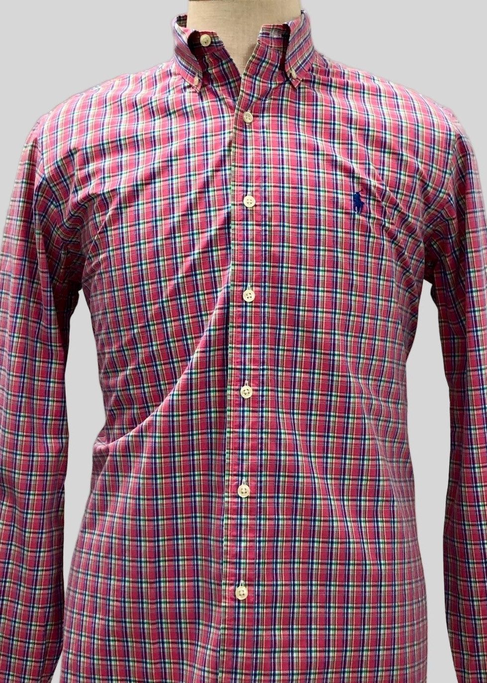Camisa Polo Ralph Lauren 🏇🏼 de cuadros en color rojo, verde y azul Talla L Entalle Regular