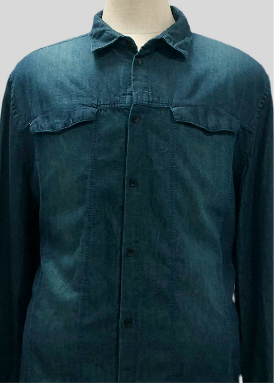 Camisa de botones Calvin Klein 🇺🇸 de jeans en color azul oscuro Talla XL Entalle Regular