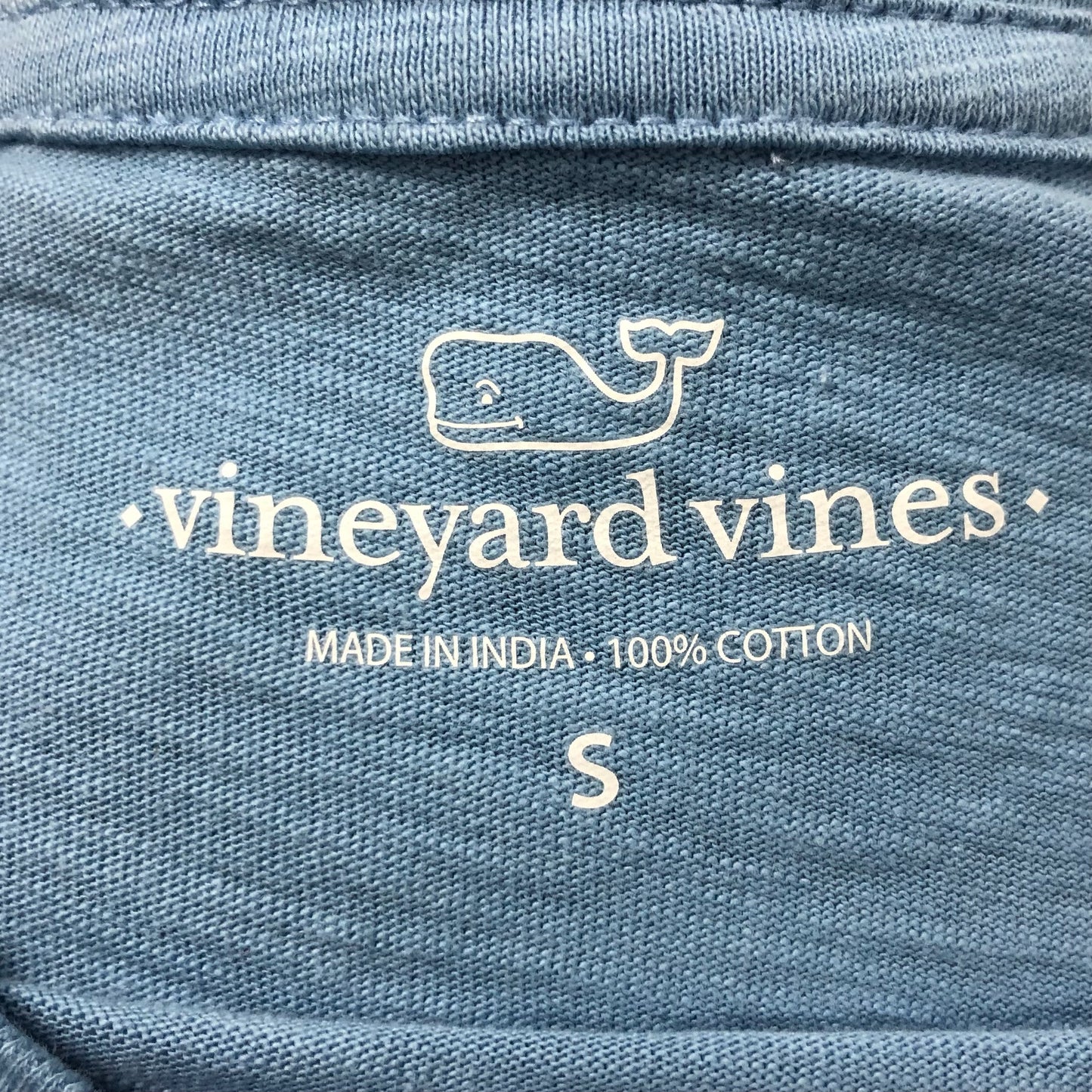 Camiseta cuello redondo Vineyard Vines 🐳 color celeste manga larga Talla S