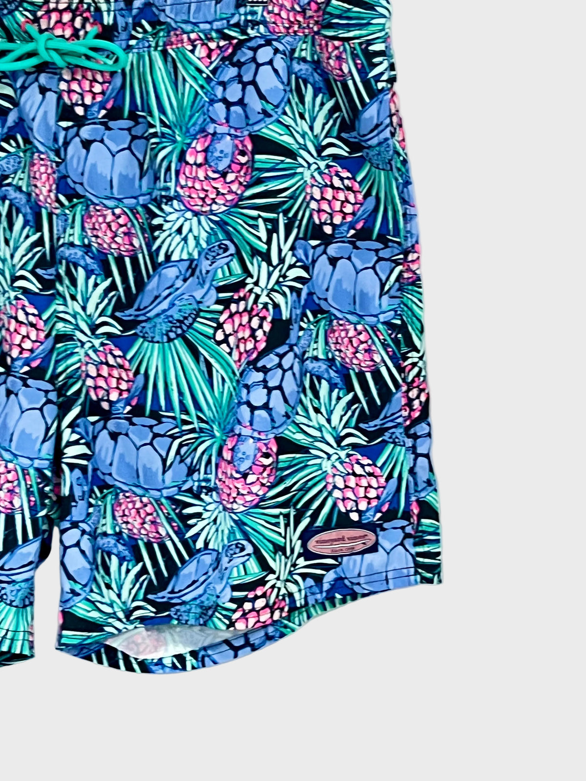 Short de baño Vineyard Vines 🐳 con diseño tropical en azul, verde y rosado talla XL