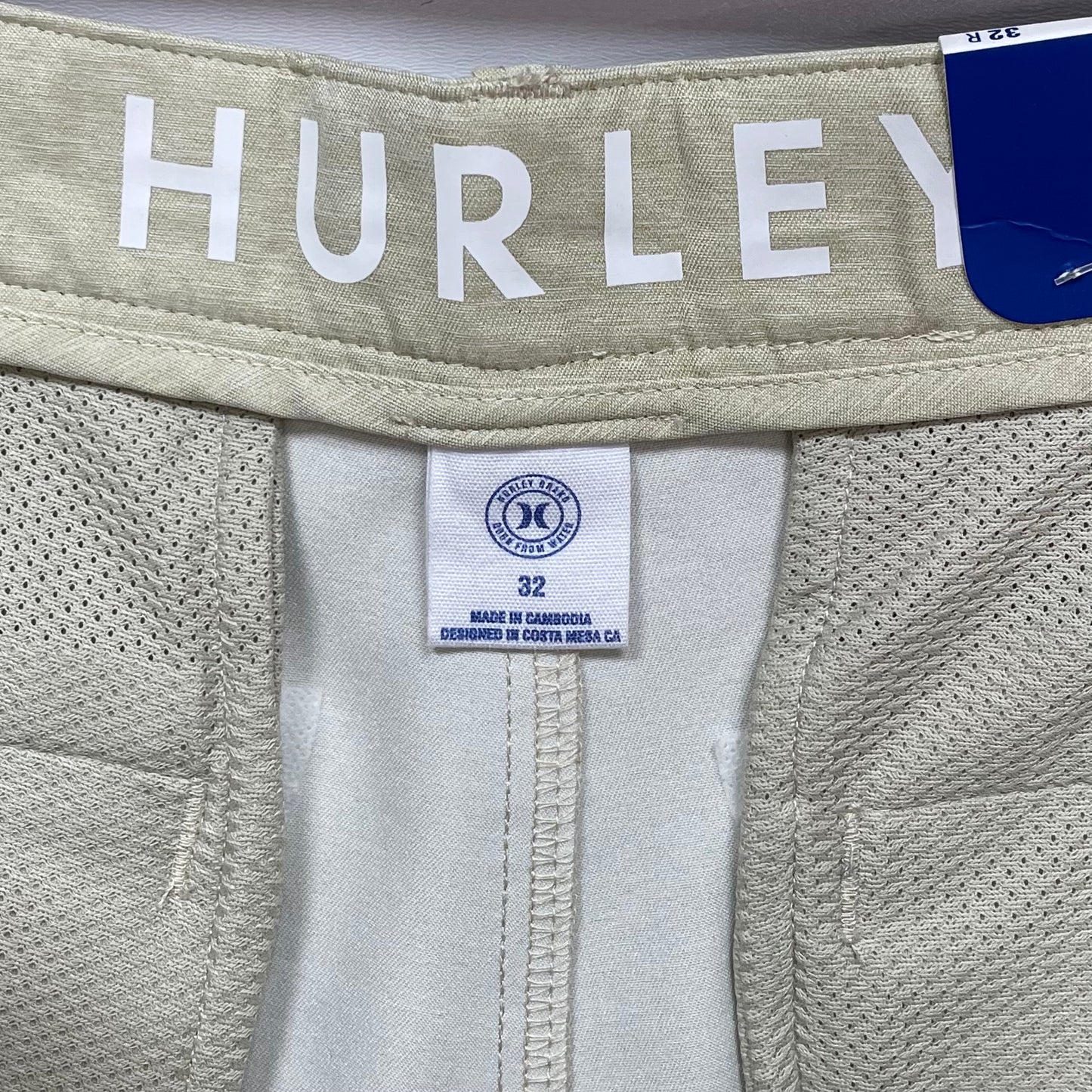 Short Híbrido Hurley 🏄🏽‍♂️ color beige Tela Performance Entalle clásico talla 32