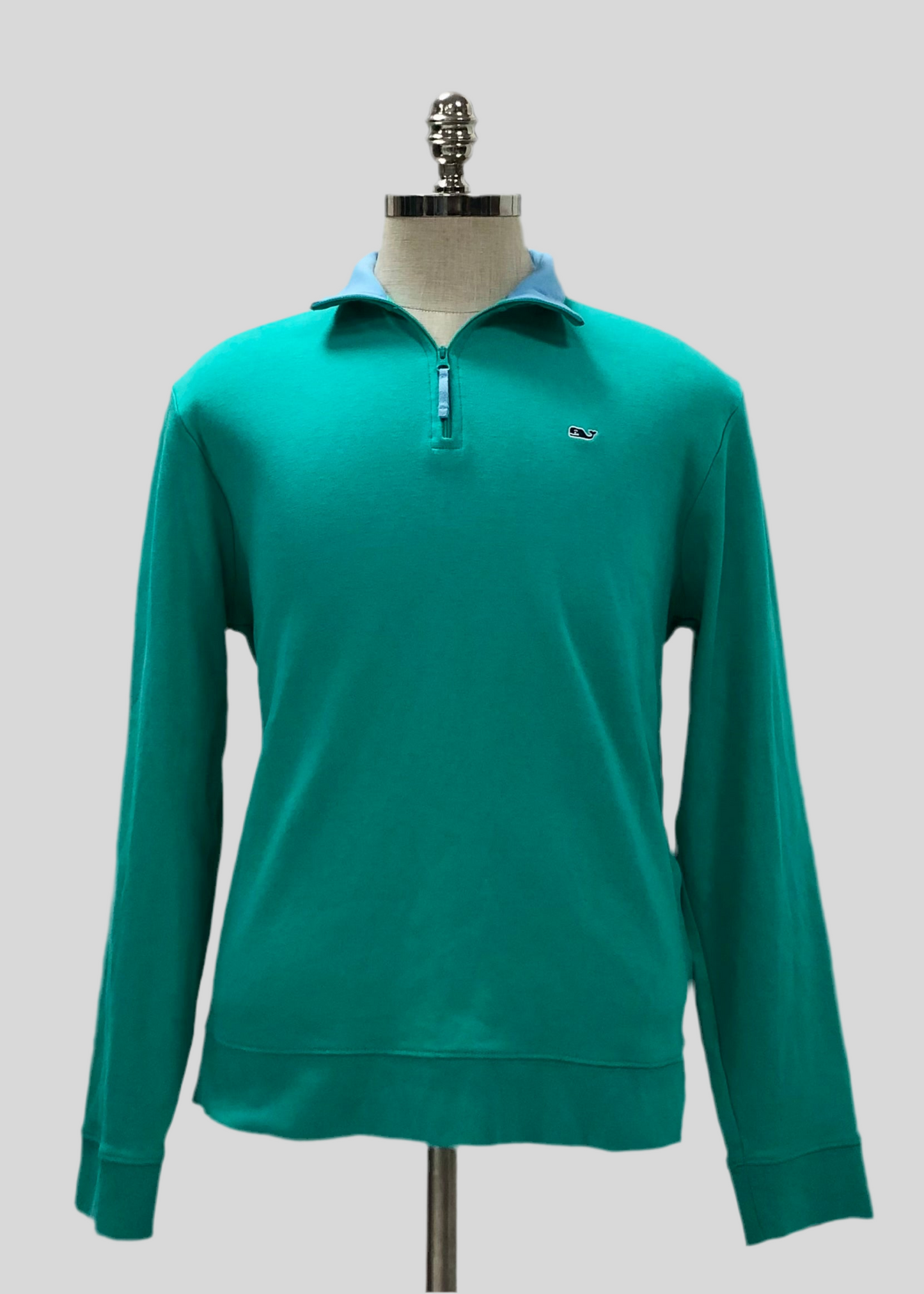 Sueter Jersey Vineyard Vines 🐳 color turquesa y cuello en color celeste Tela algodón Pima Talla M