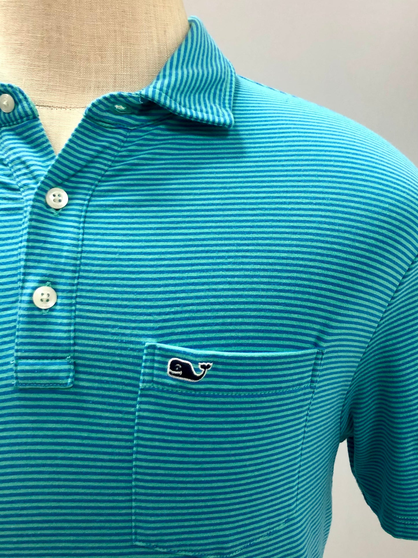 Camiseta Polo Vineyard Vines 🐳 con rayas en verde y azul Talla S Entalle Regular