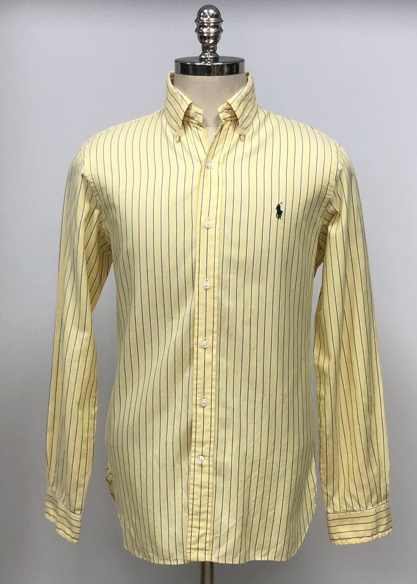 Camisa Polo Ralph Lauren 🏇🏼 color amarillo con rayas en color negro y blanco Talla M Entalle Regular