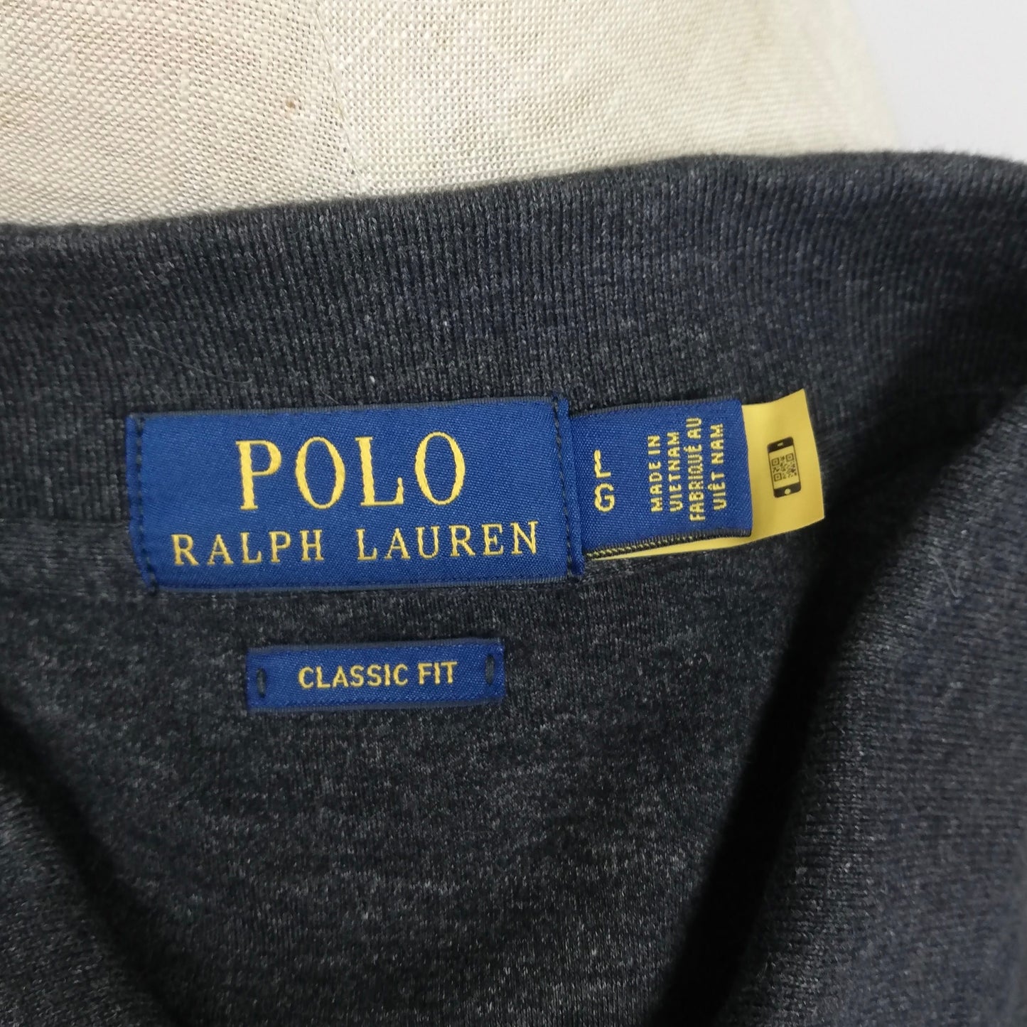 Camiseta Polo Ralph Lauren 🏇🏼color gris oscuro Talla L Entalle Clásico