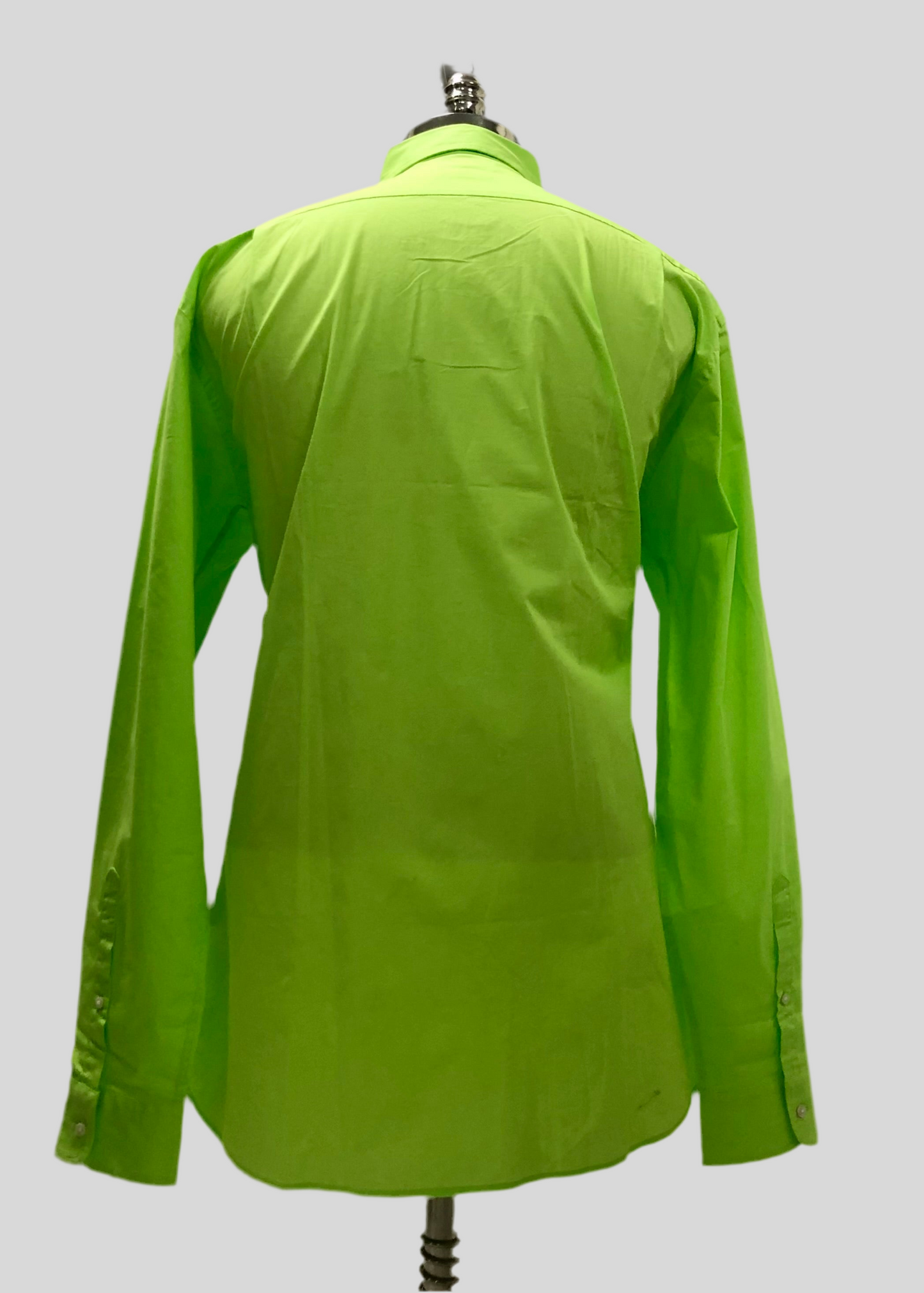 Camisa de botones Psycho Bunny 🐰  Color celeste verde neon con logo tradicional Talla L y XL Entalle Regular