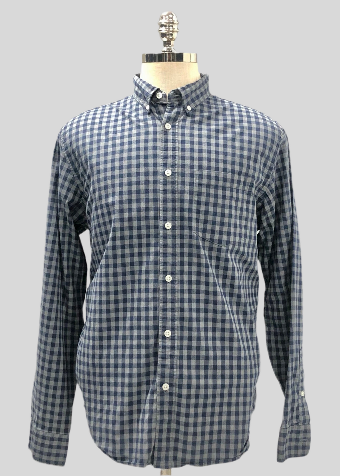 Camisa de botones Old Navy de cuadros color gris y azul navy Talla L Entalle Regular