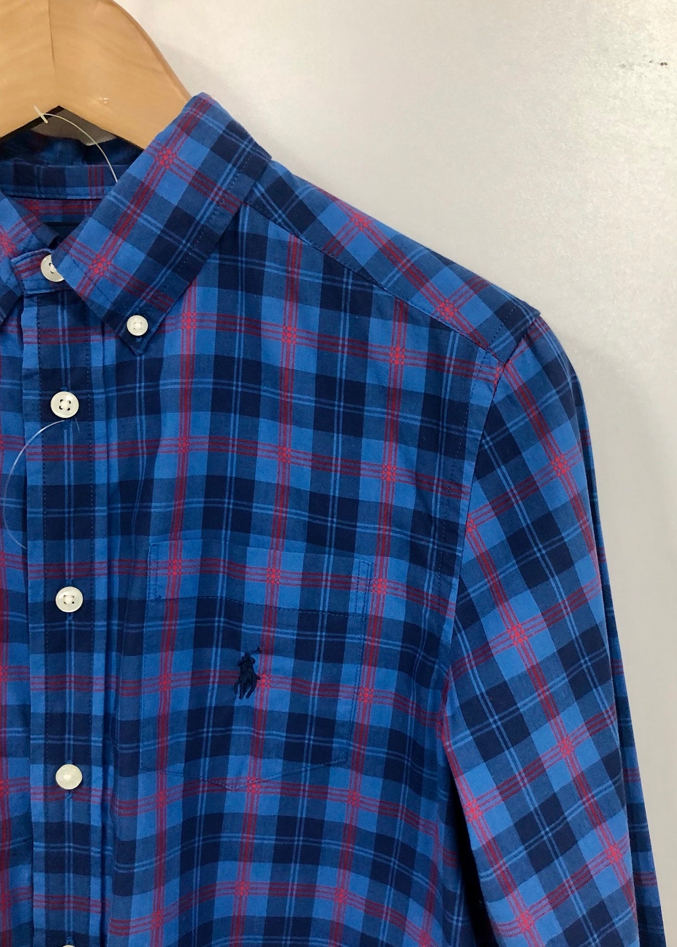 Camisa de niño Polo Ralph Lauren 🏇🏼 color azul con patron de cuadros en rojo y azul navy Talla L (14-16) Entalle Regular