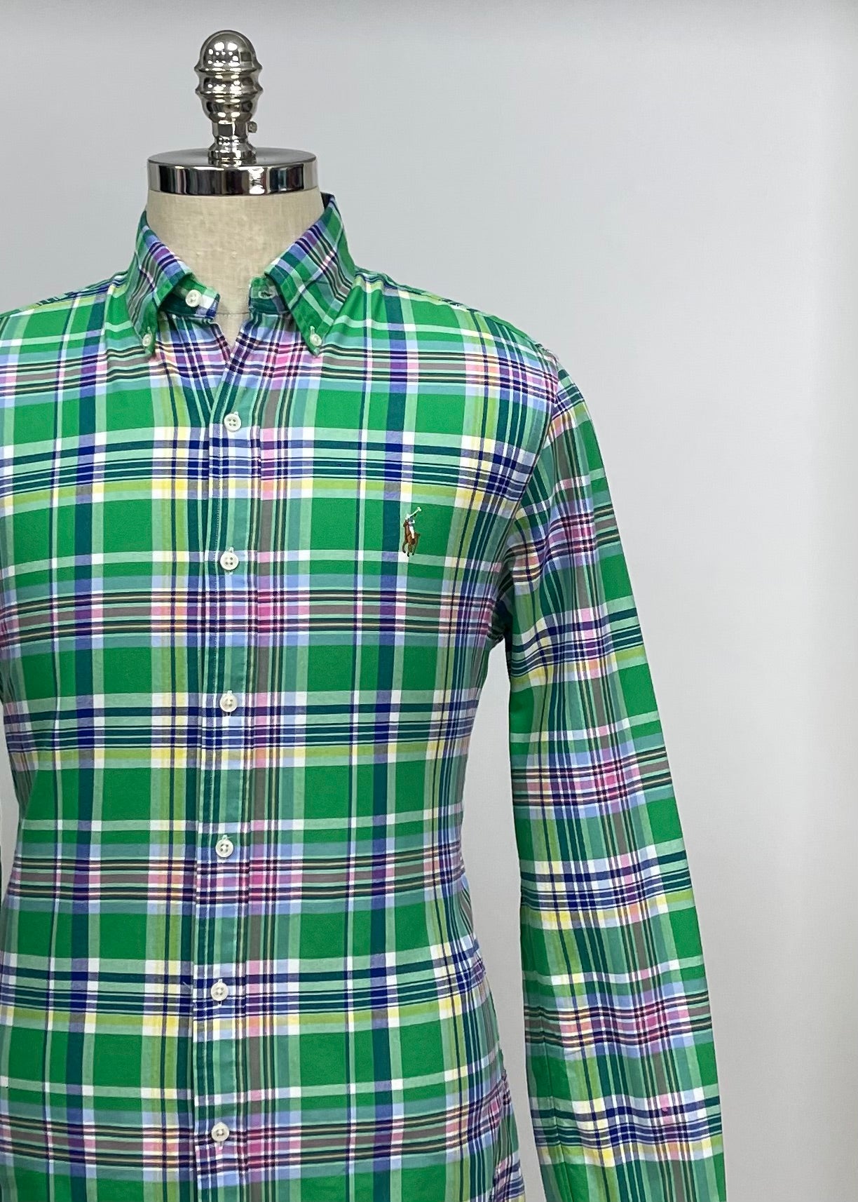 Camisa Polo Ralph Lauren 🏇🏼 Oxford con patron de cuadros tartán en color verde, azul, amarillo y rosado Talla M Entalle Slim Fit