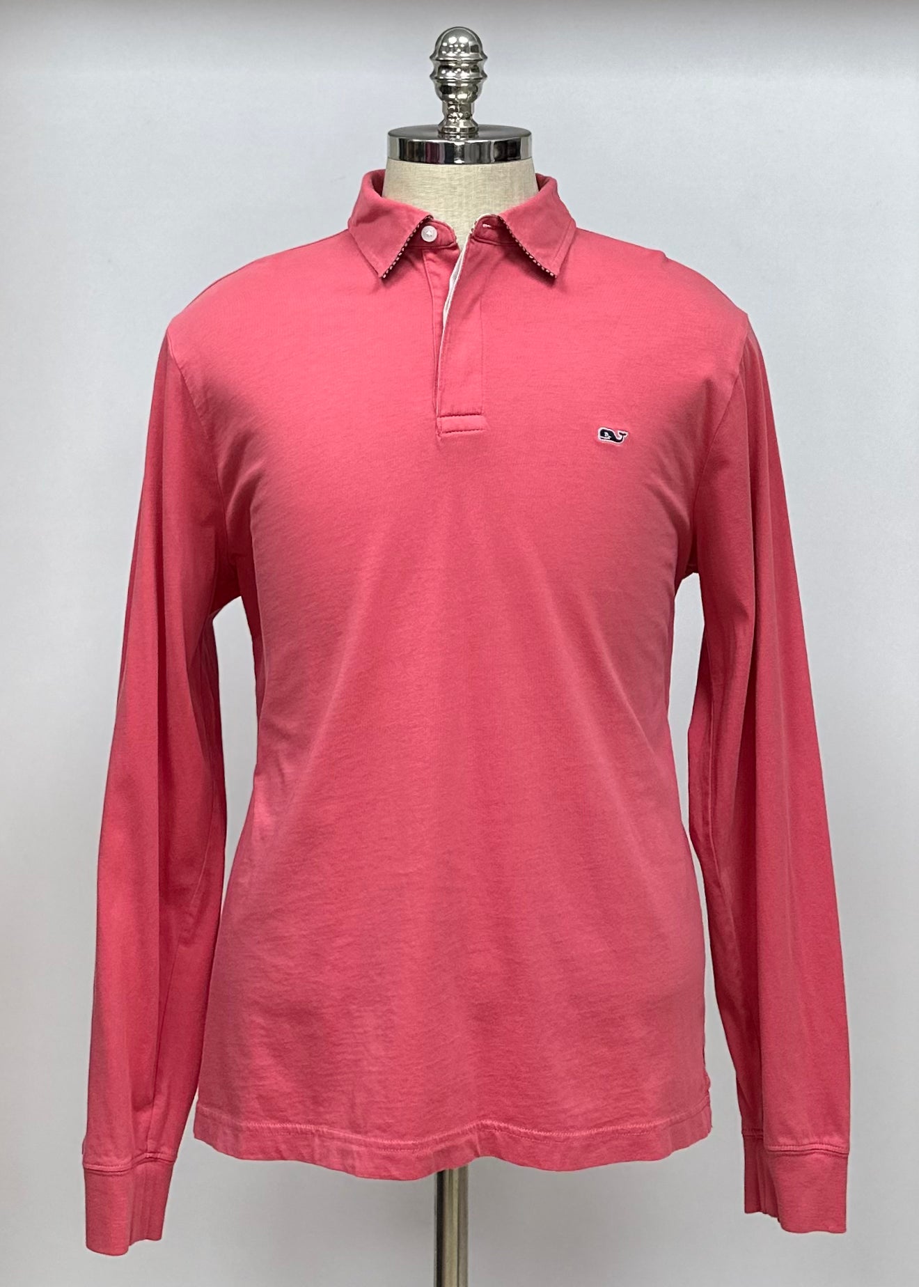 Camiseta Polo Vineyard Vines 🐳 color rosado magenta manga larga Talla L Entalle Regular